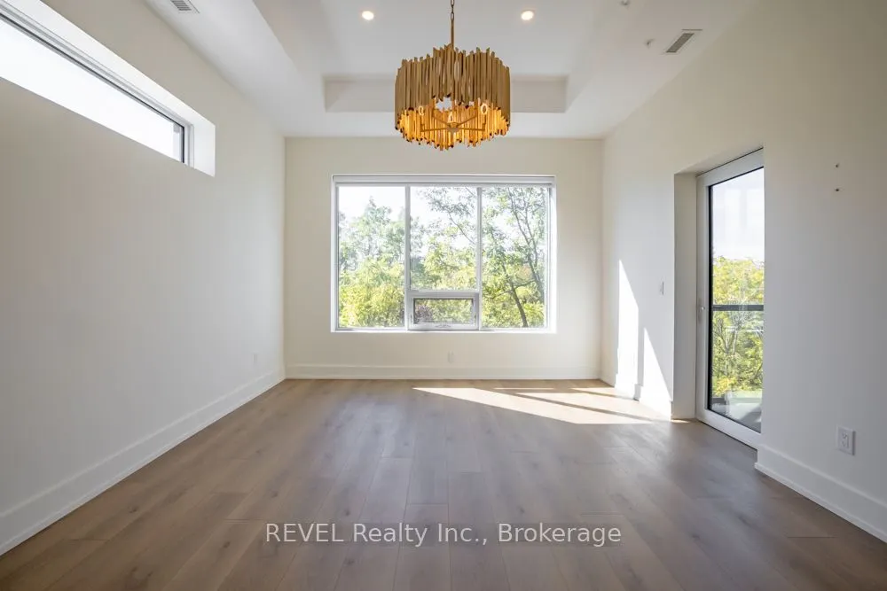 77 Yates Street, #405