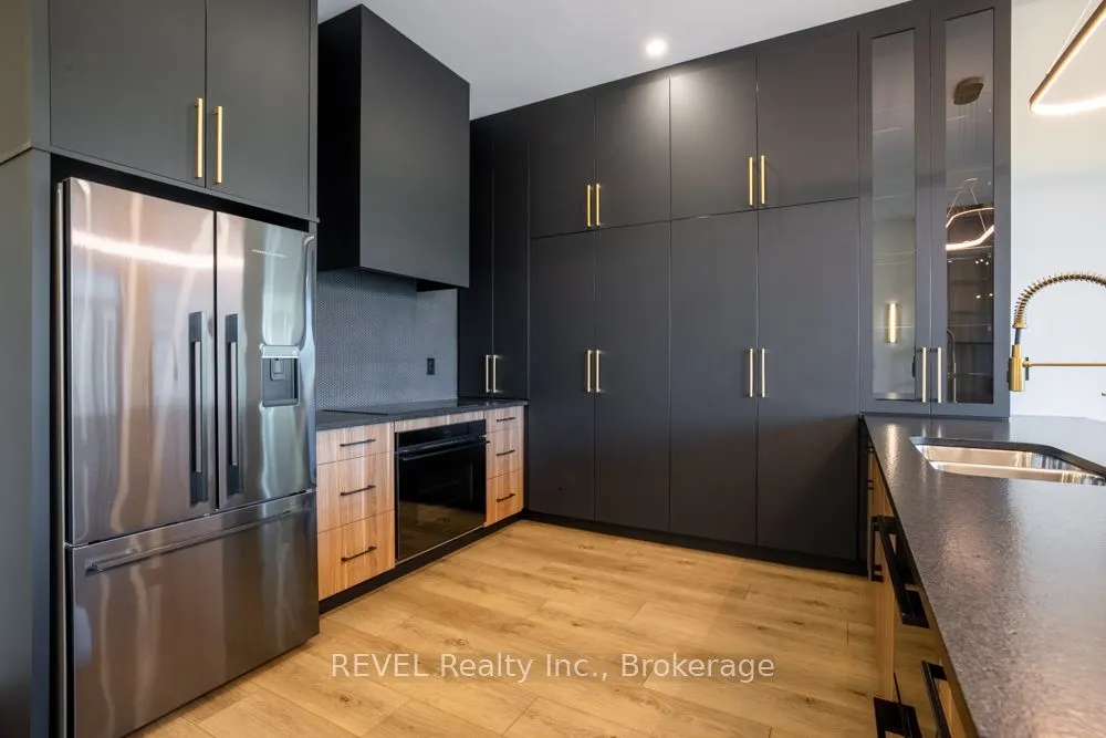 77 Yates Street, #405