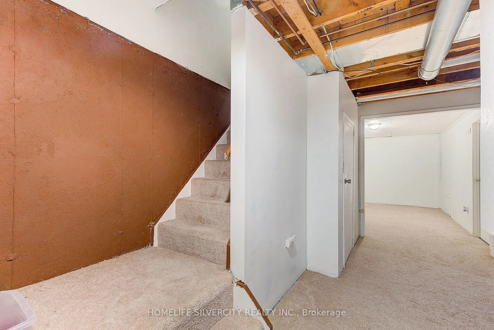 183 Deveron Crescent, #15