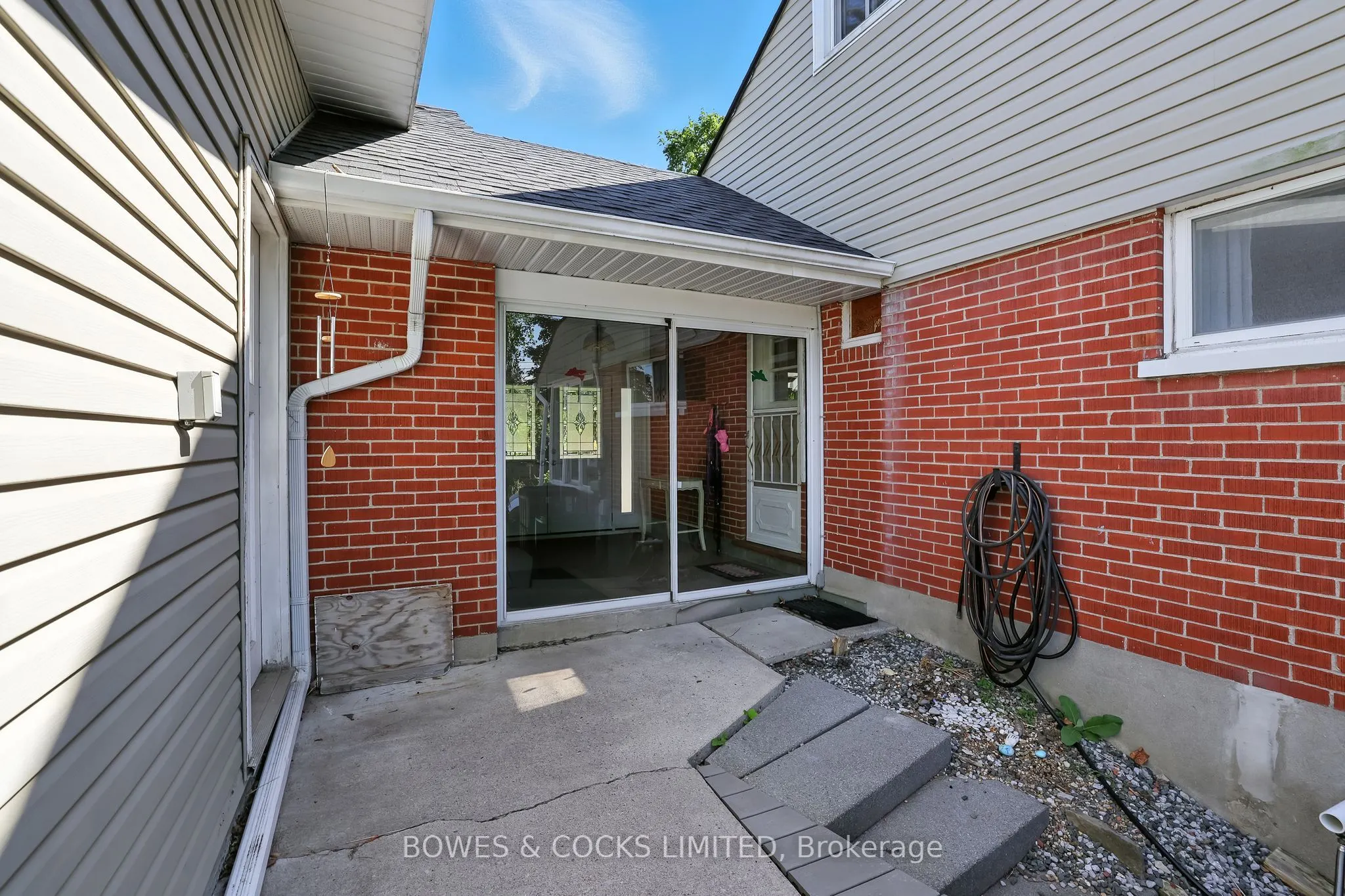 433 Manorhill Avenue