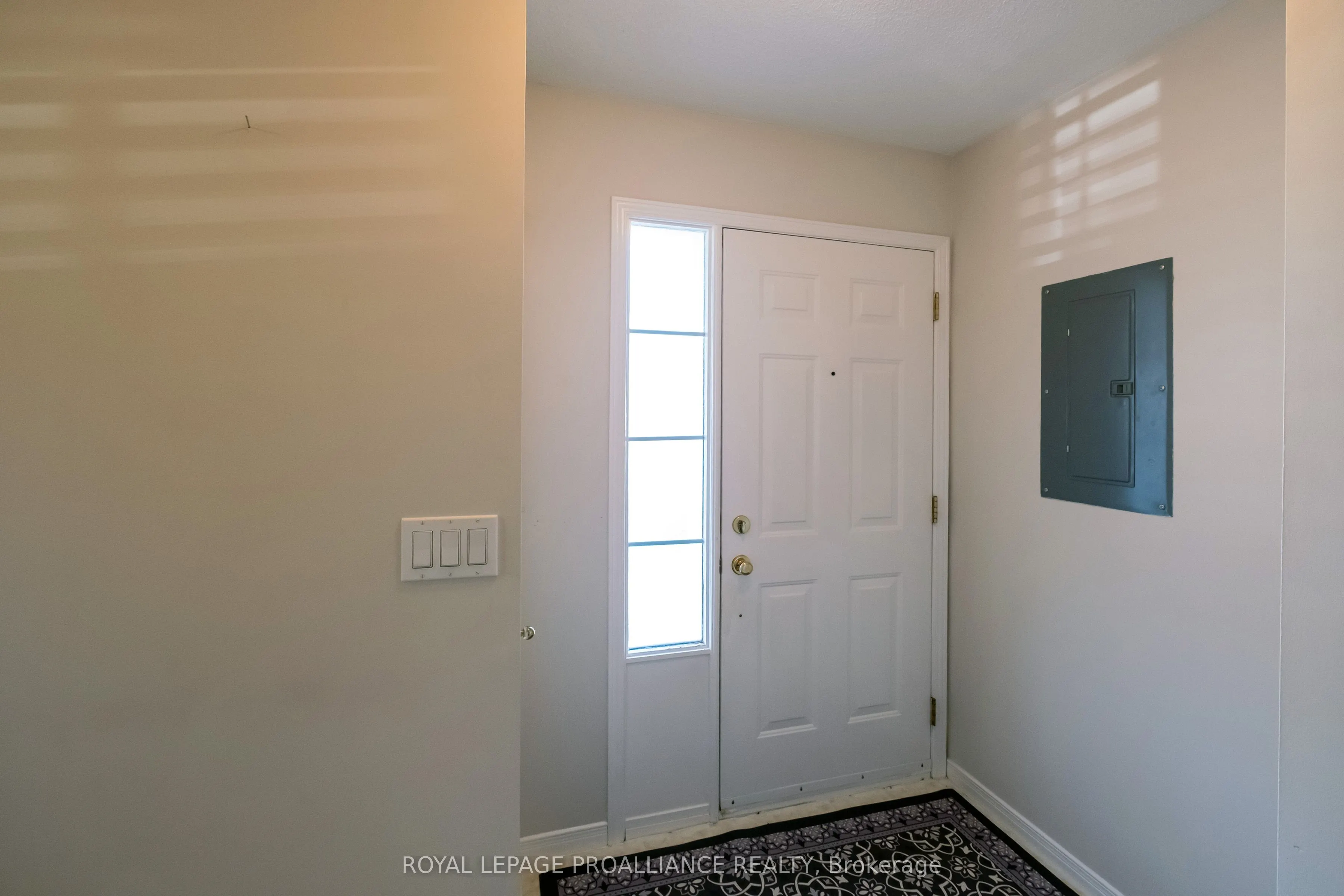 351 Cannifton Road N, #8