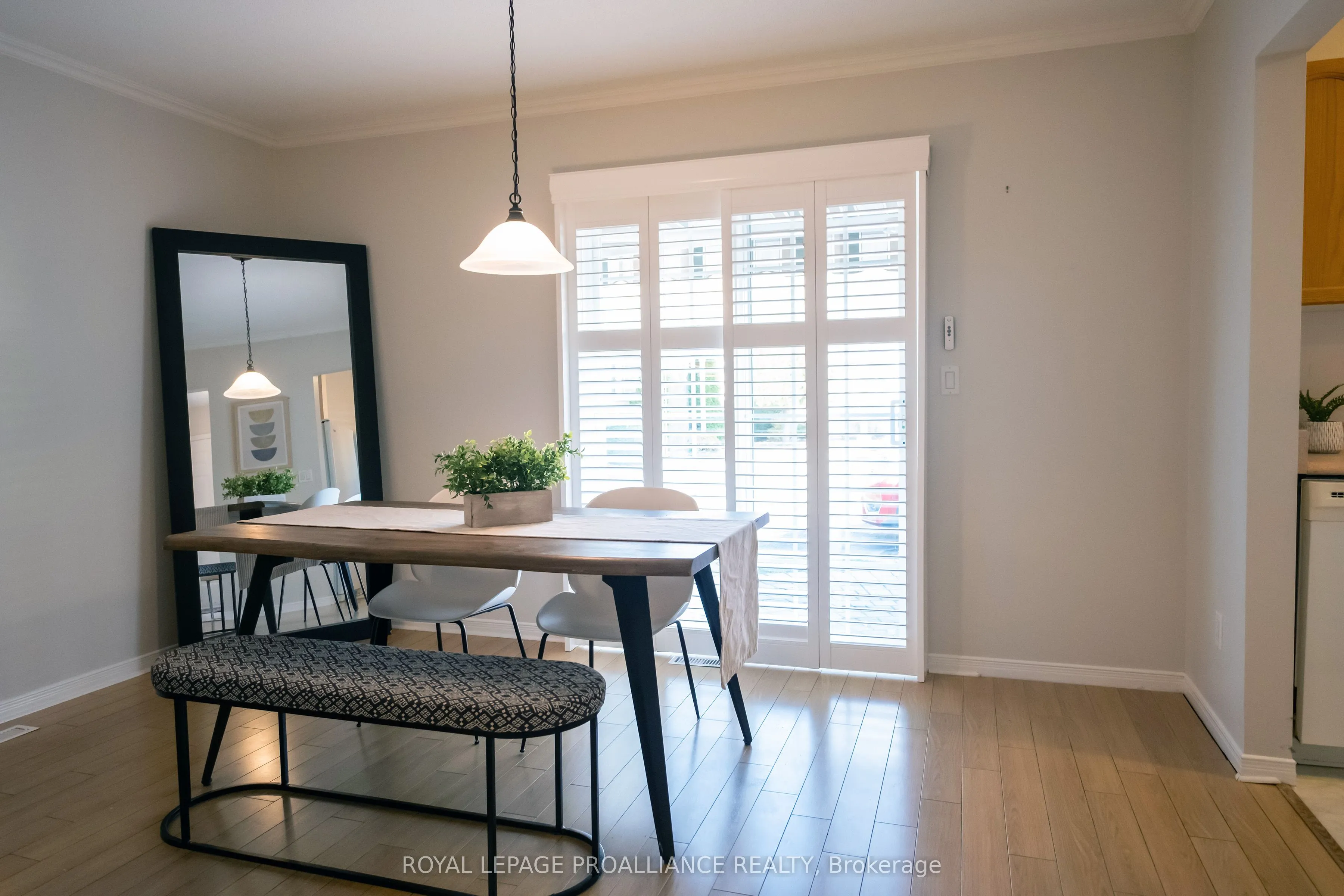 351 Cannifton Road N, #8