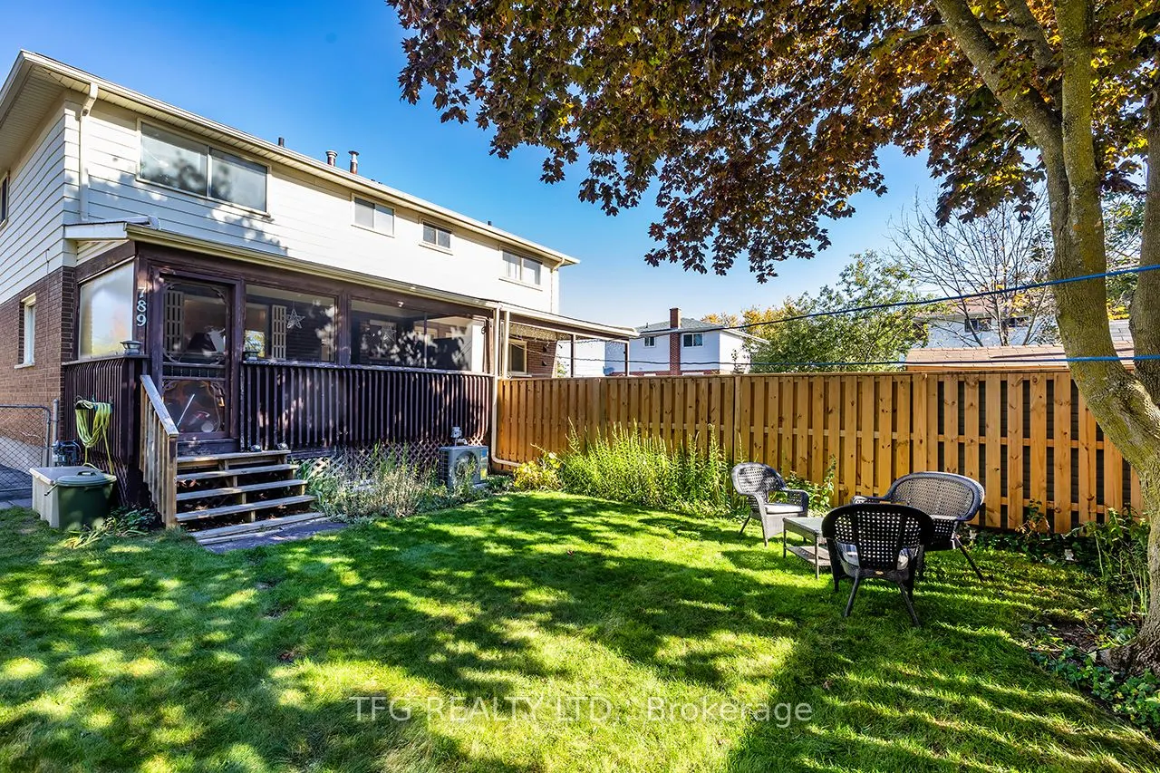 789 Crawford Drive