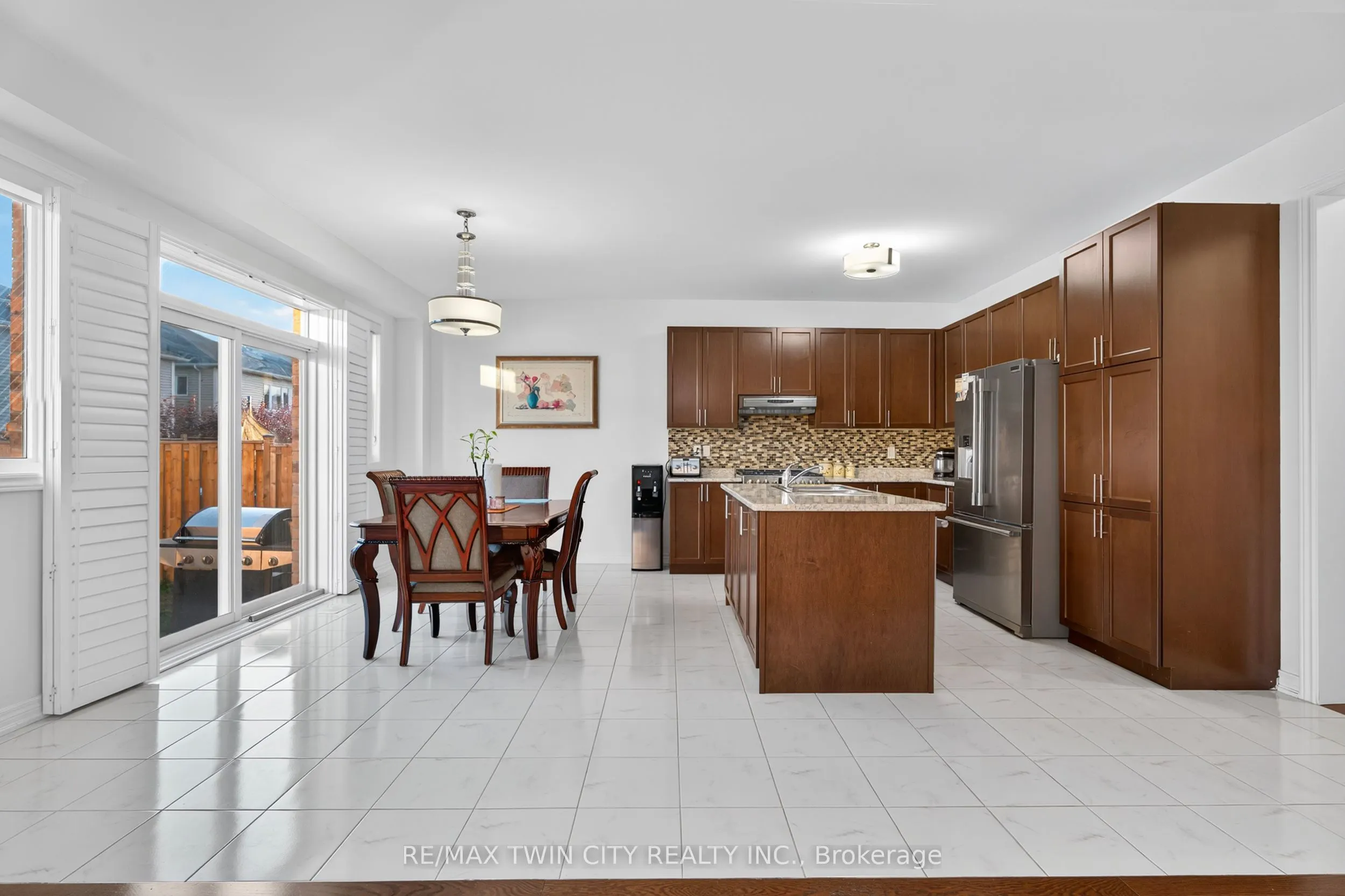 411 Linden Drive