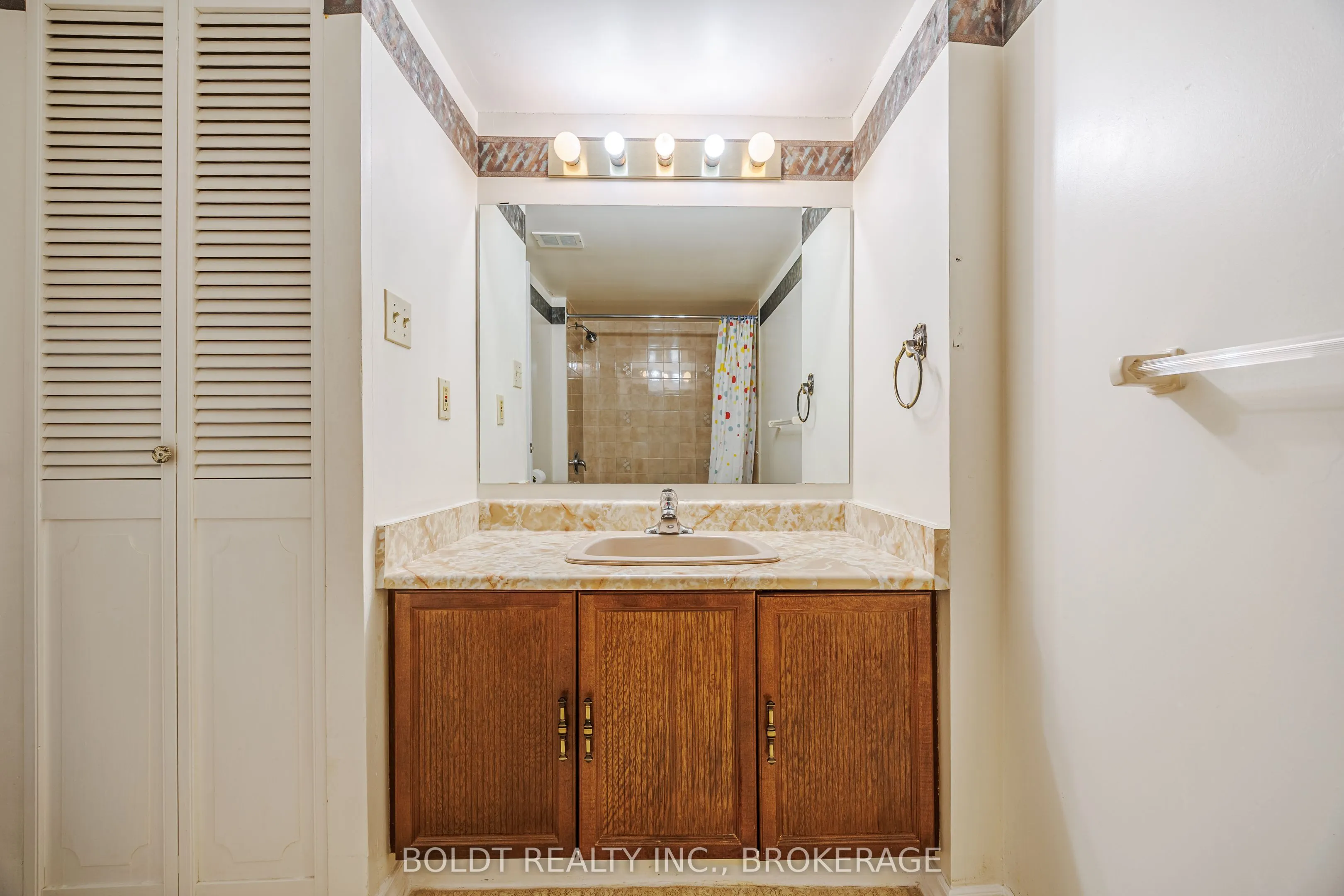 7 Gale Crescent, #505