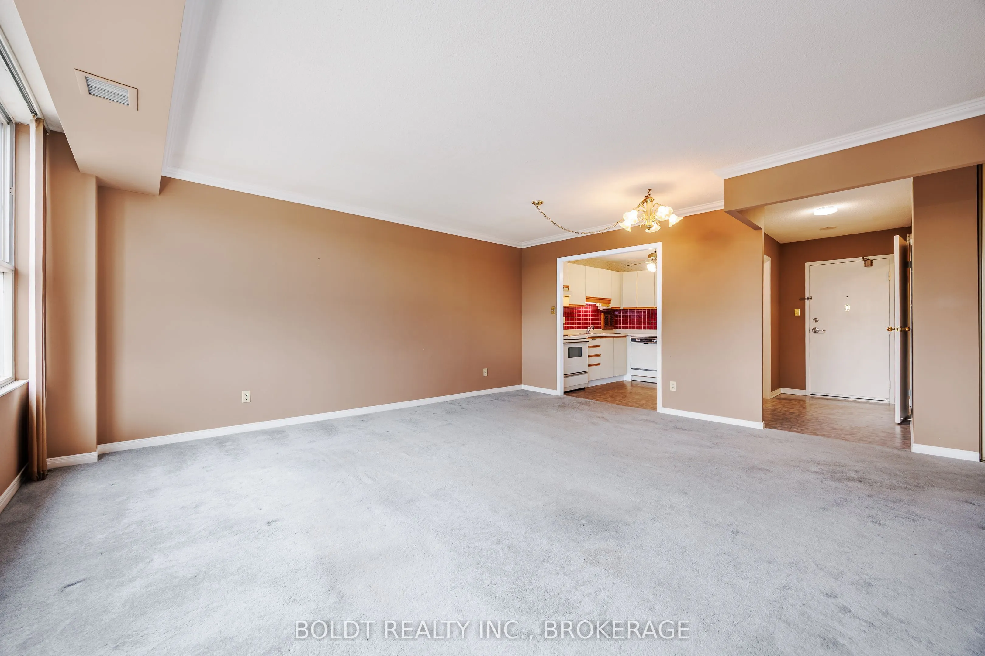 7 Gale Crescent, #505