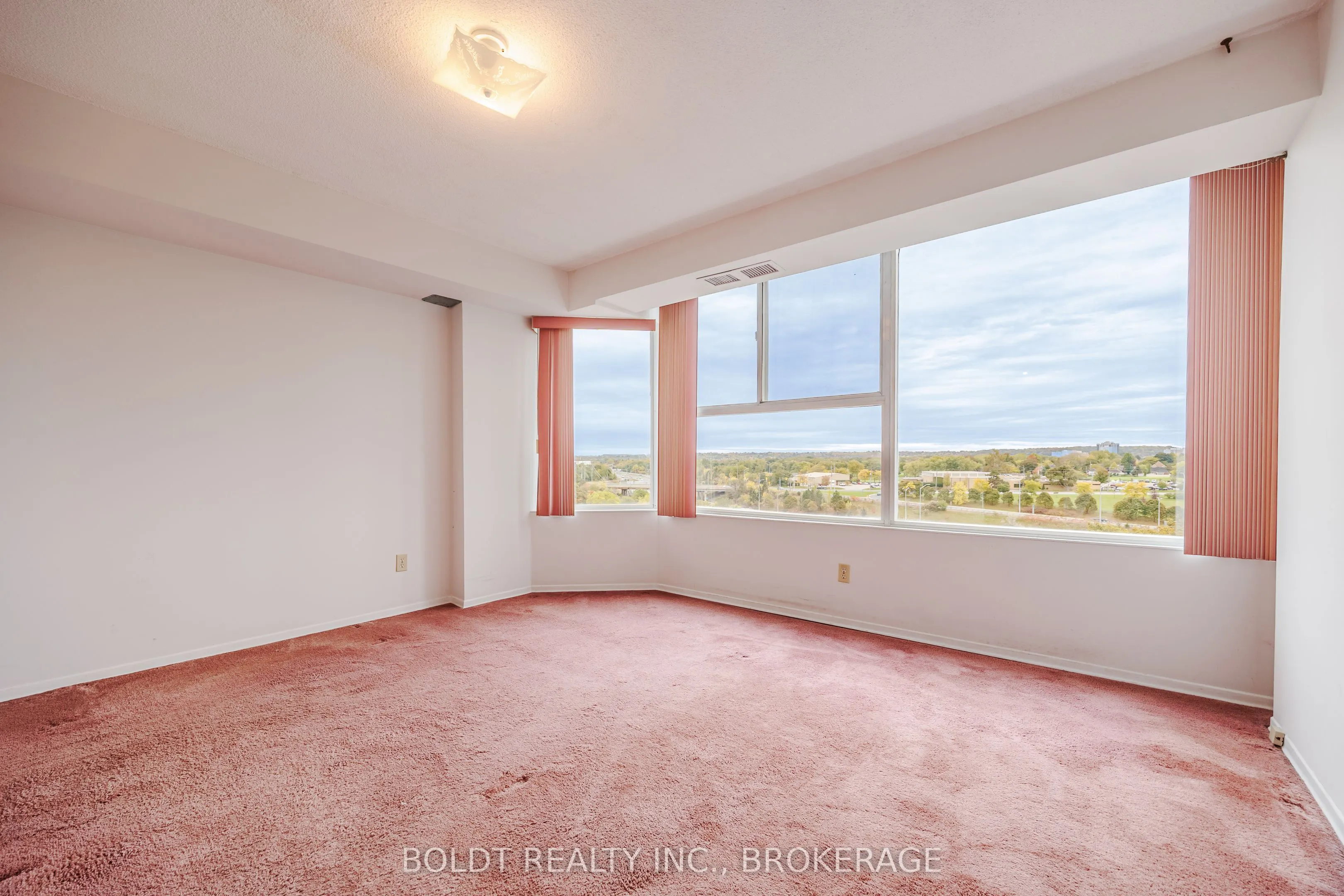 7 Gale Crescent, #505