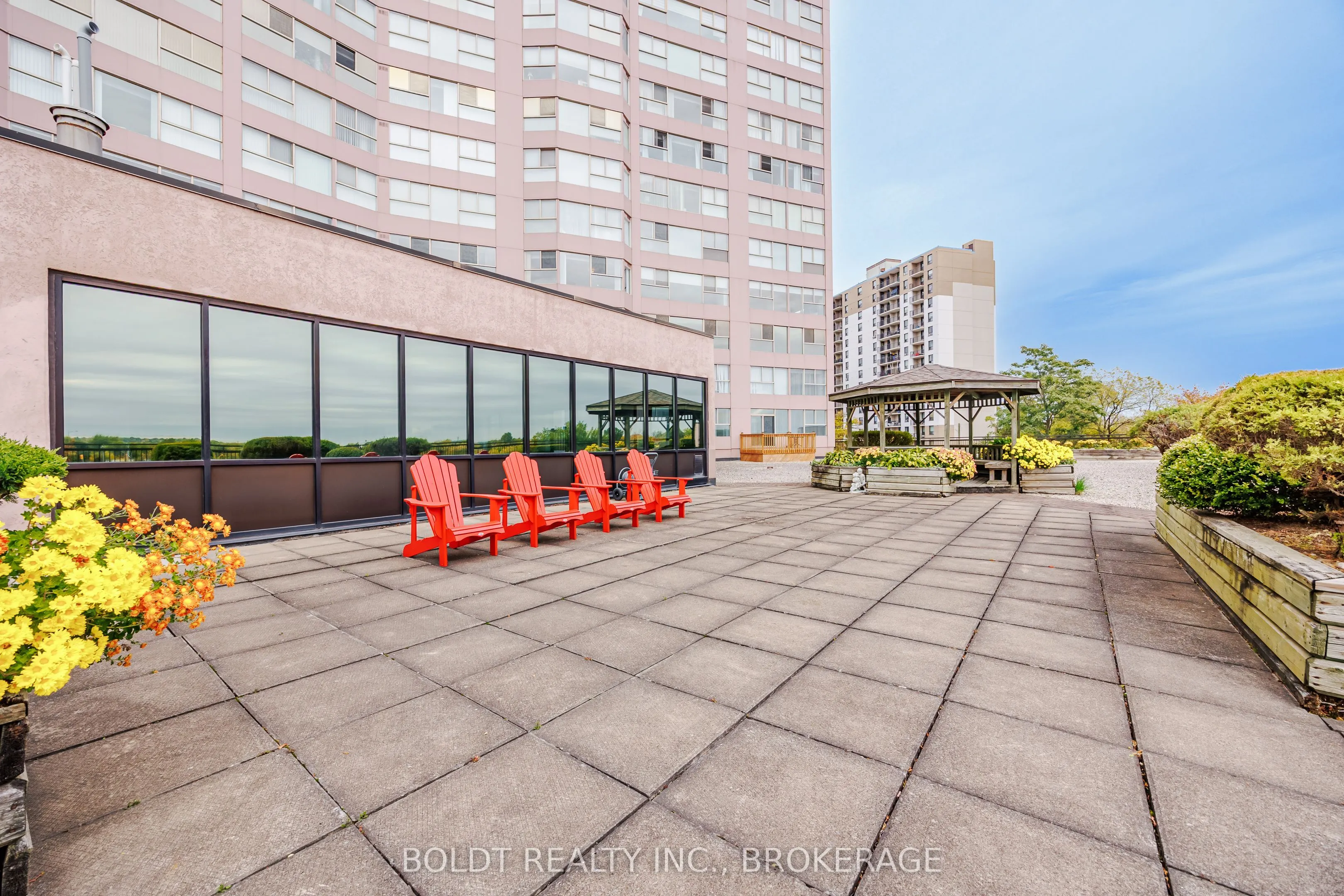 7 Gale Crescent, #505