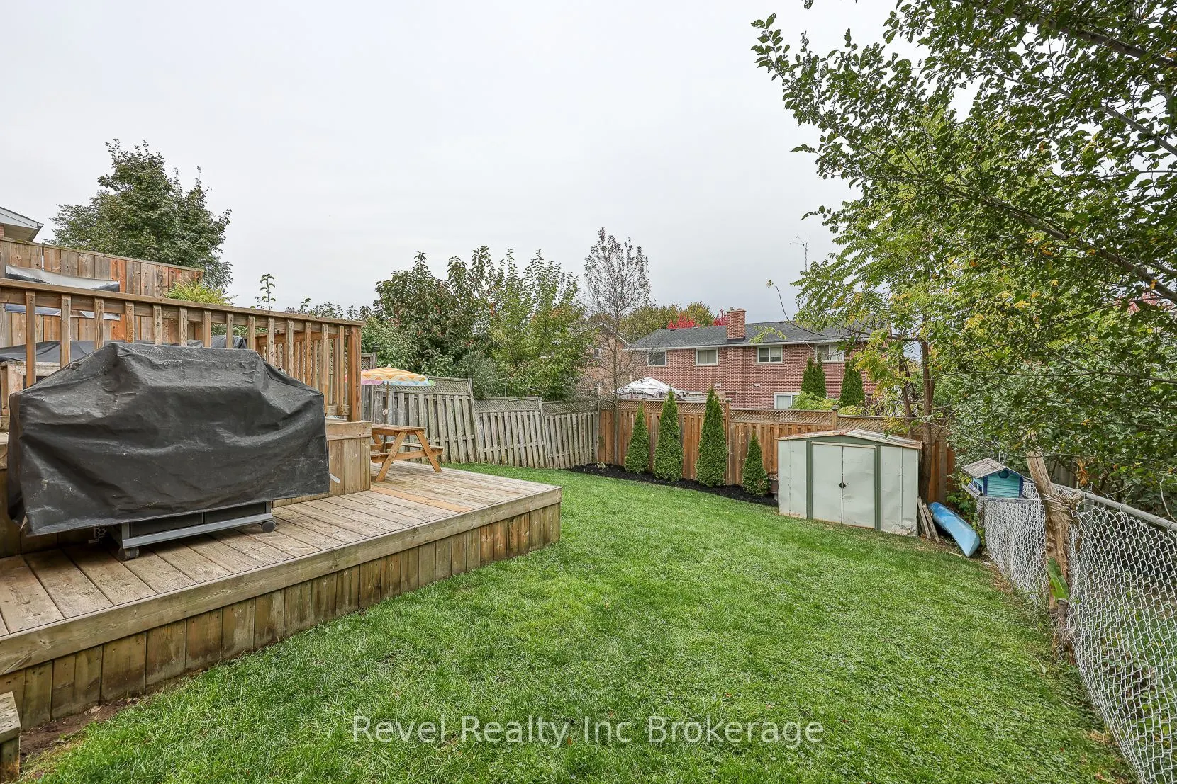 1011B Vanier Avenue