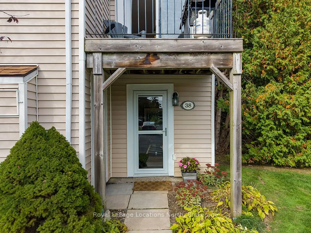 127 Alfred Street W, #58