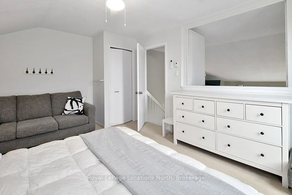 127 Alfred Street W, #58