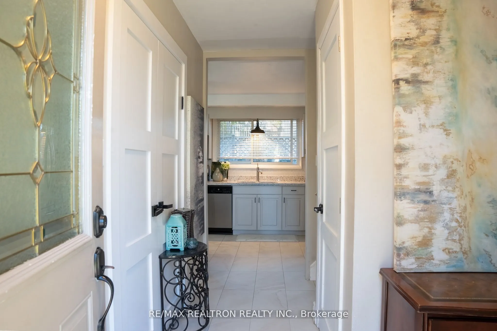 323 Lindan Avenue