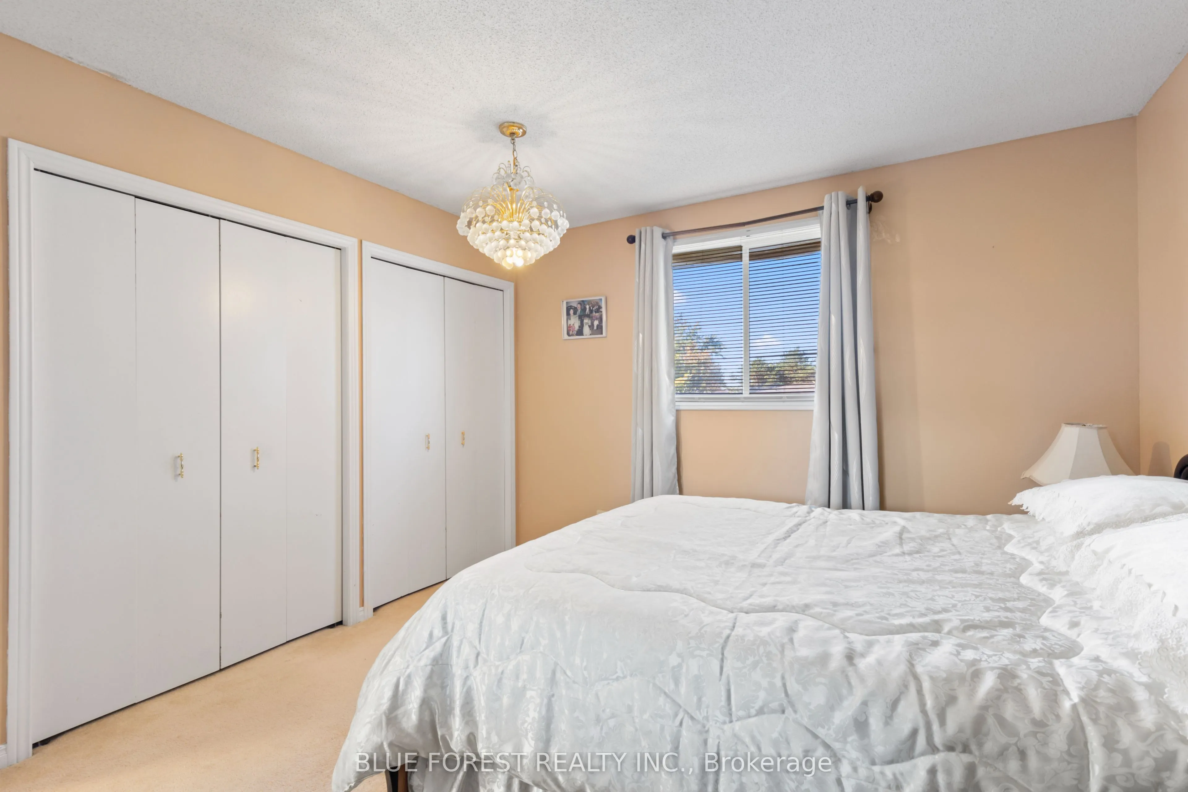 7 Fairchild Crescent