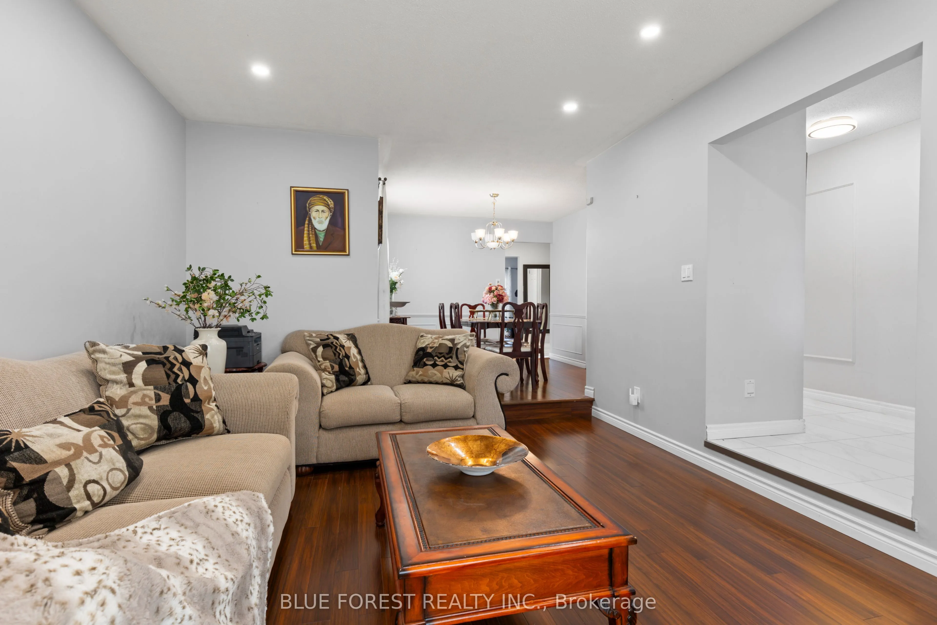 7 Fairchild Crescent