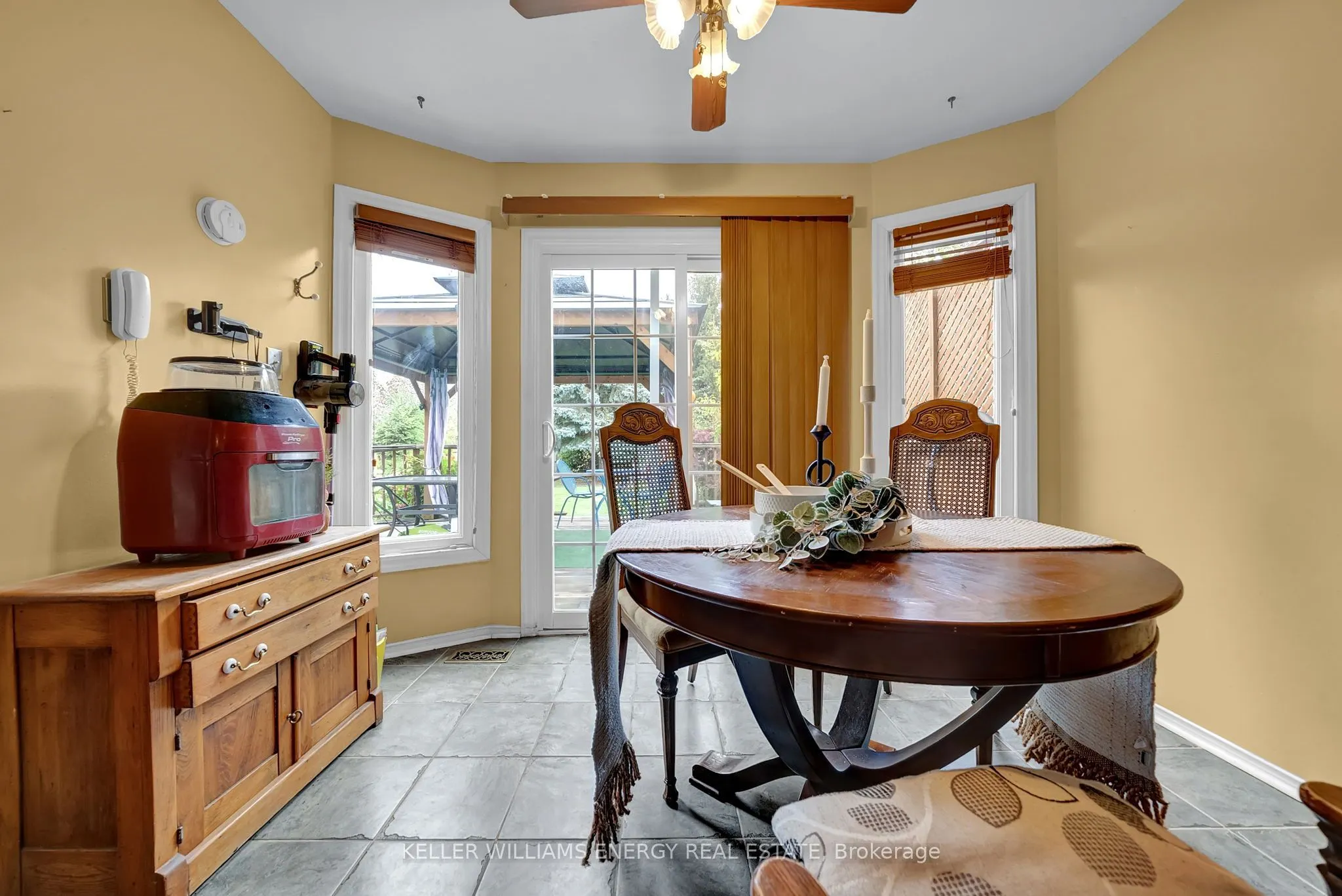 14 Burnham Boulevard