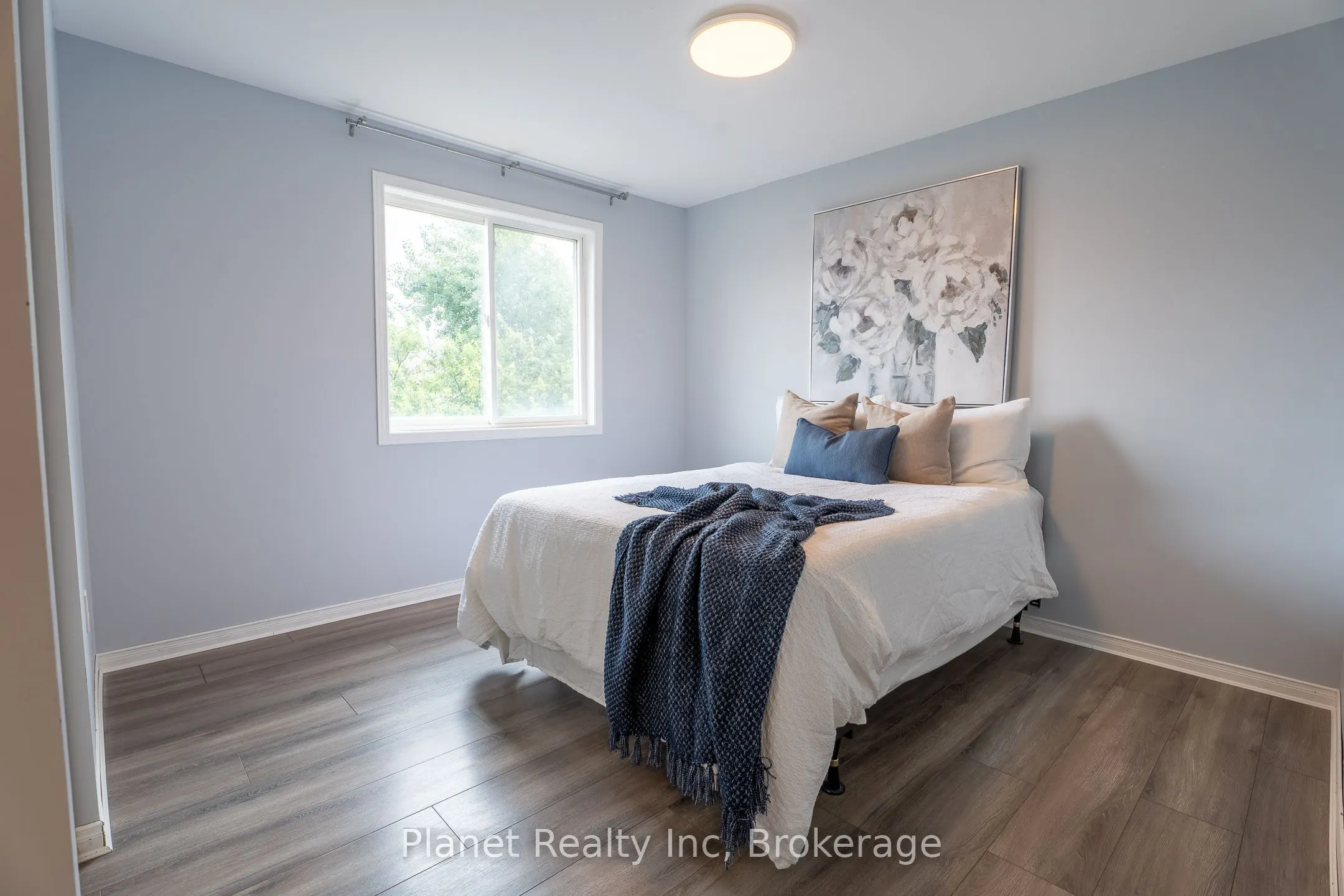 16 Southcreek Trail