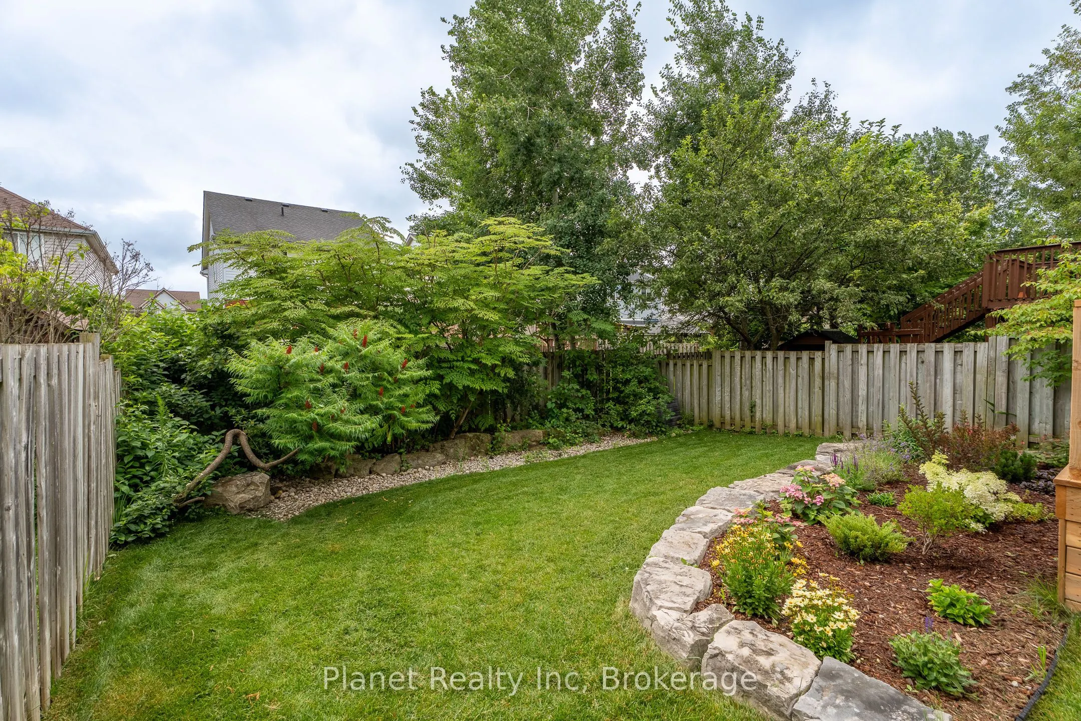 16 Southcreek Trail