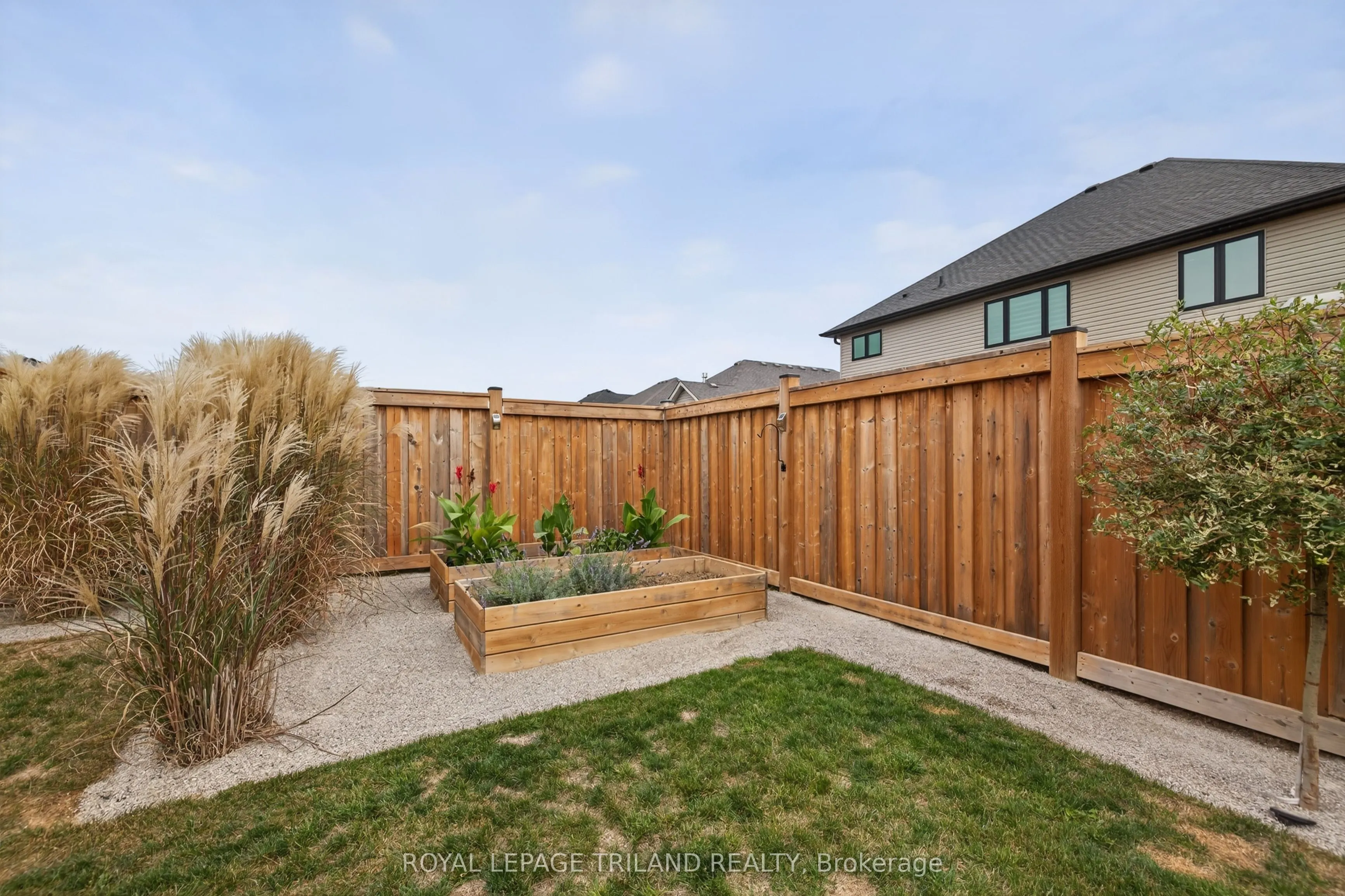 61 Ashberry Place