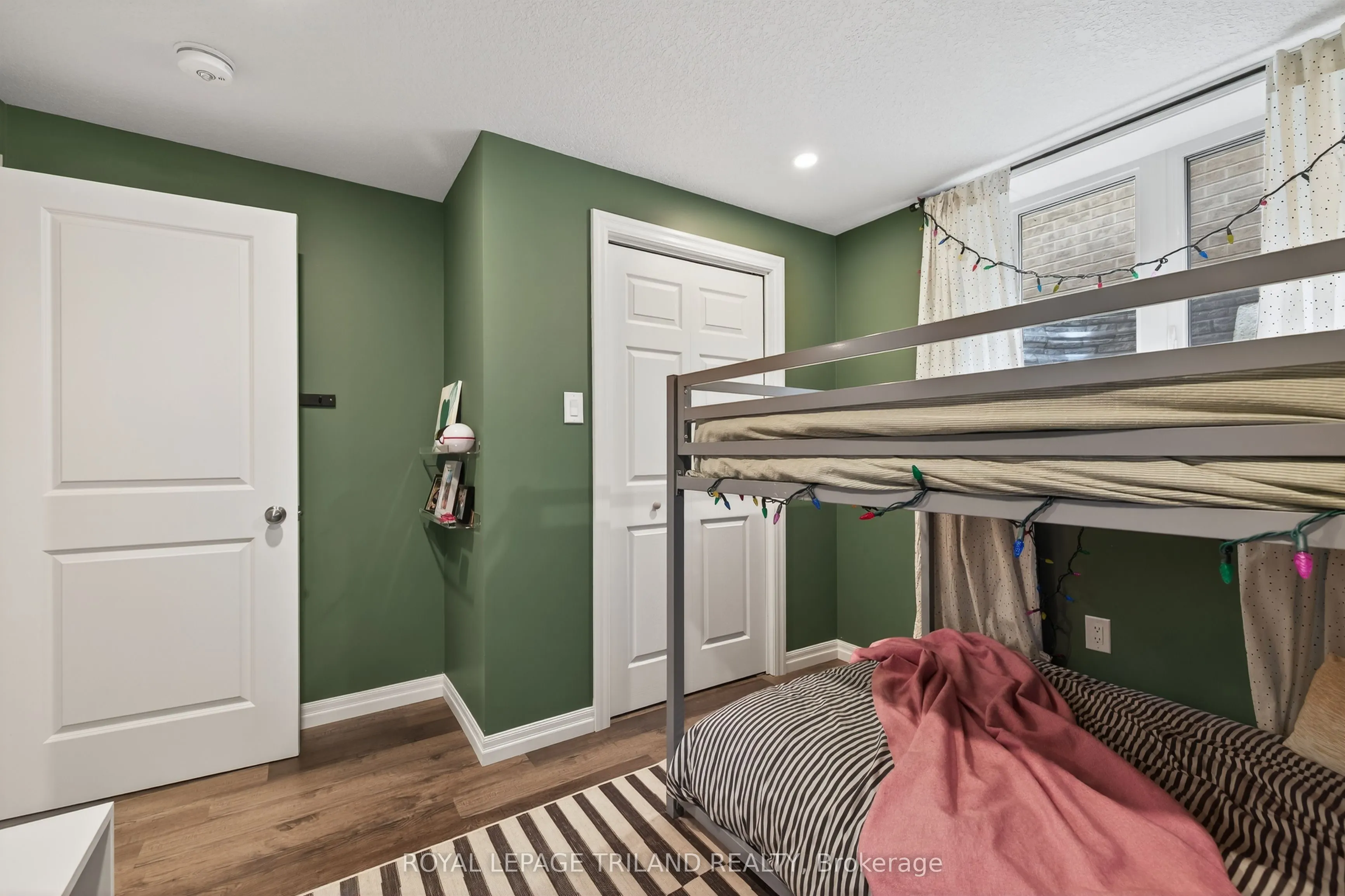 61 Ashberry Place