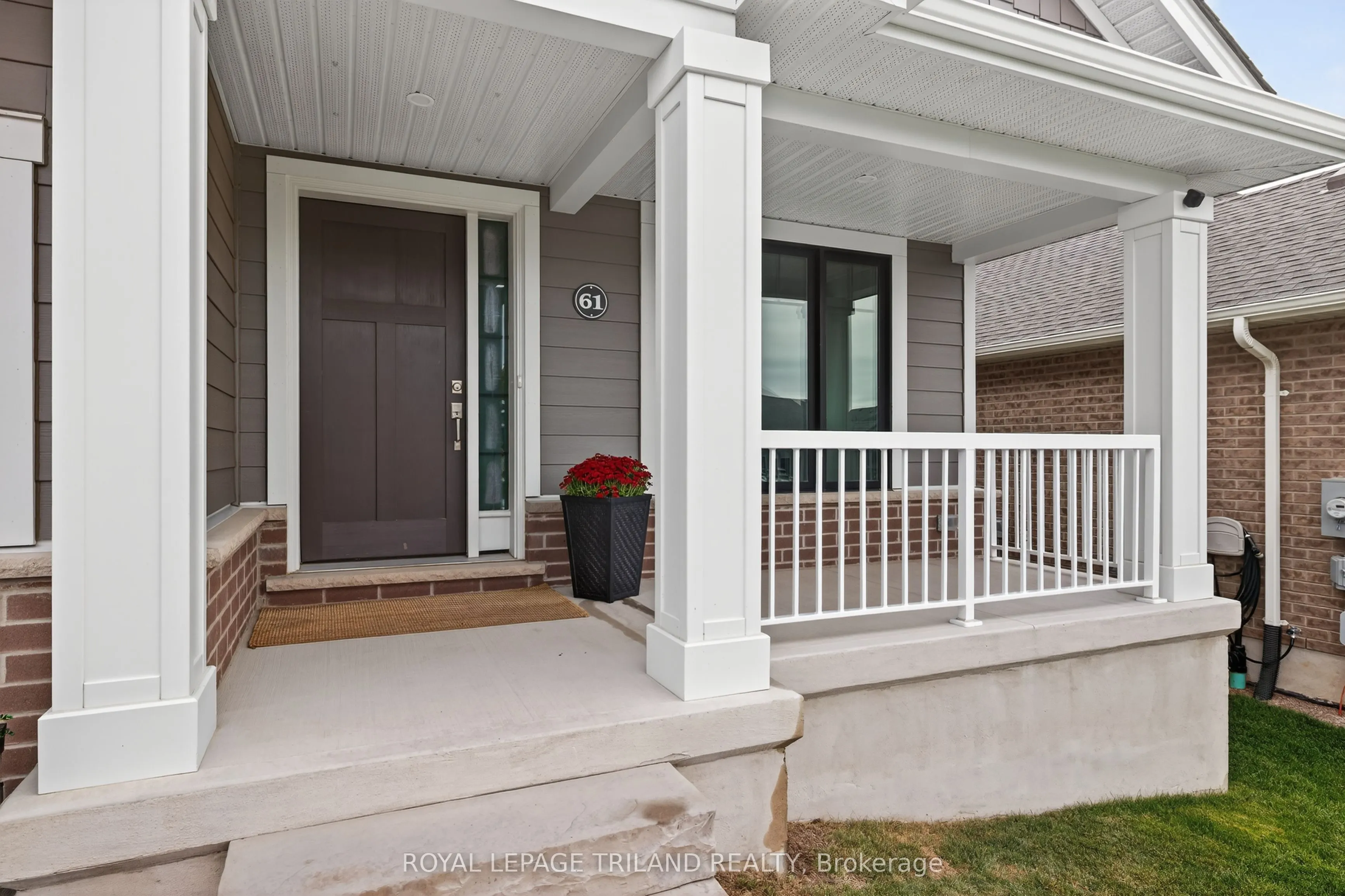 61 Ashberry Place