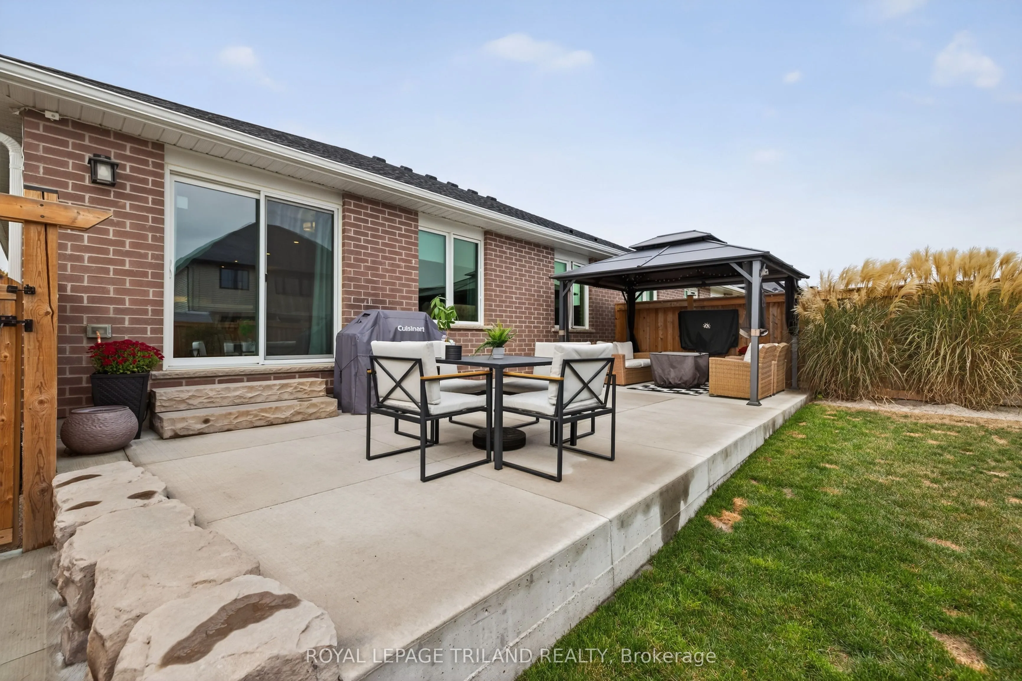 61 Ashberry Place
