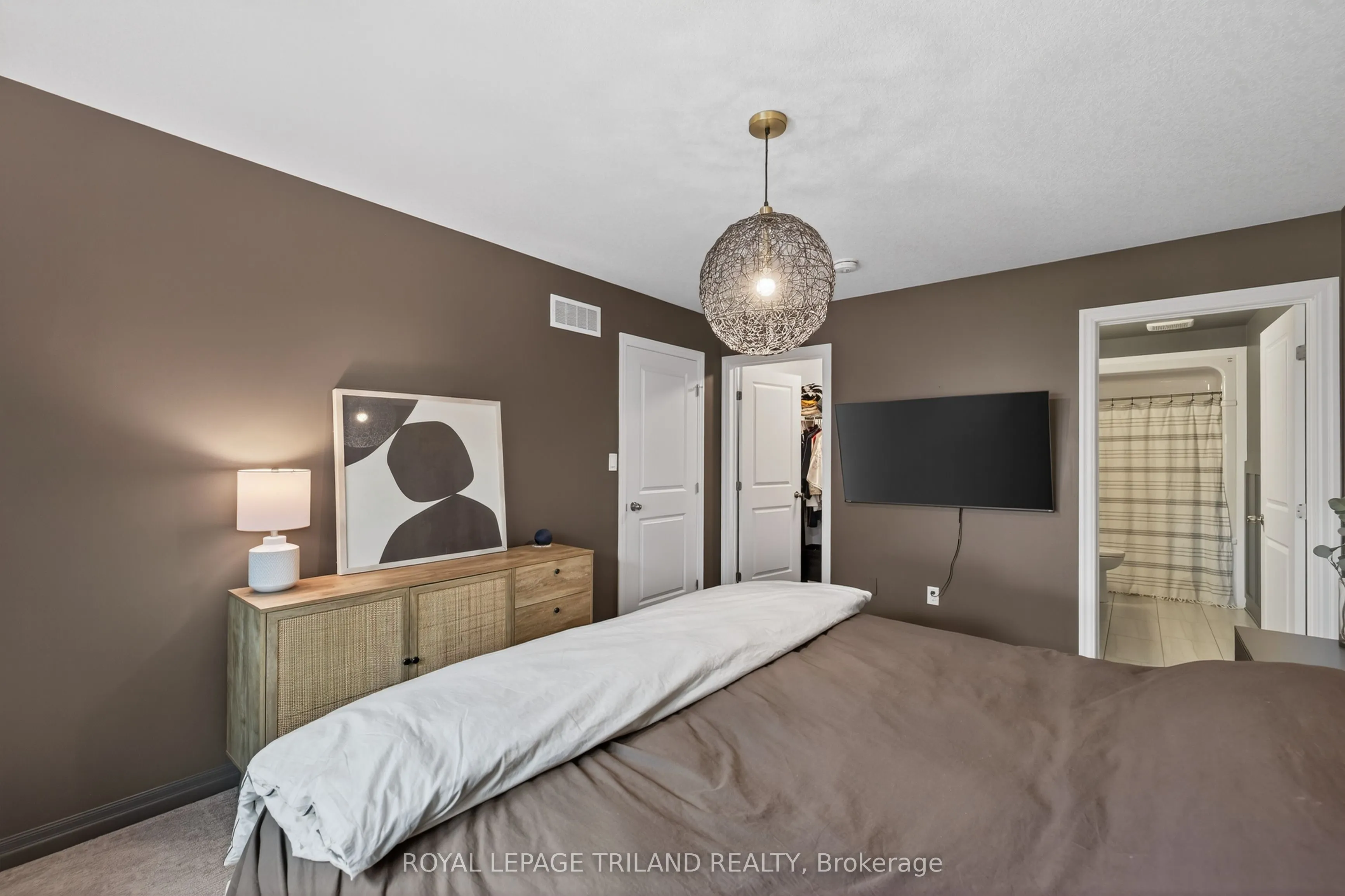 61 Ashberry Place