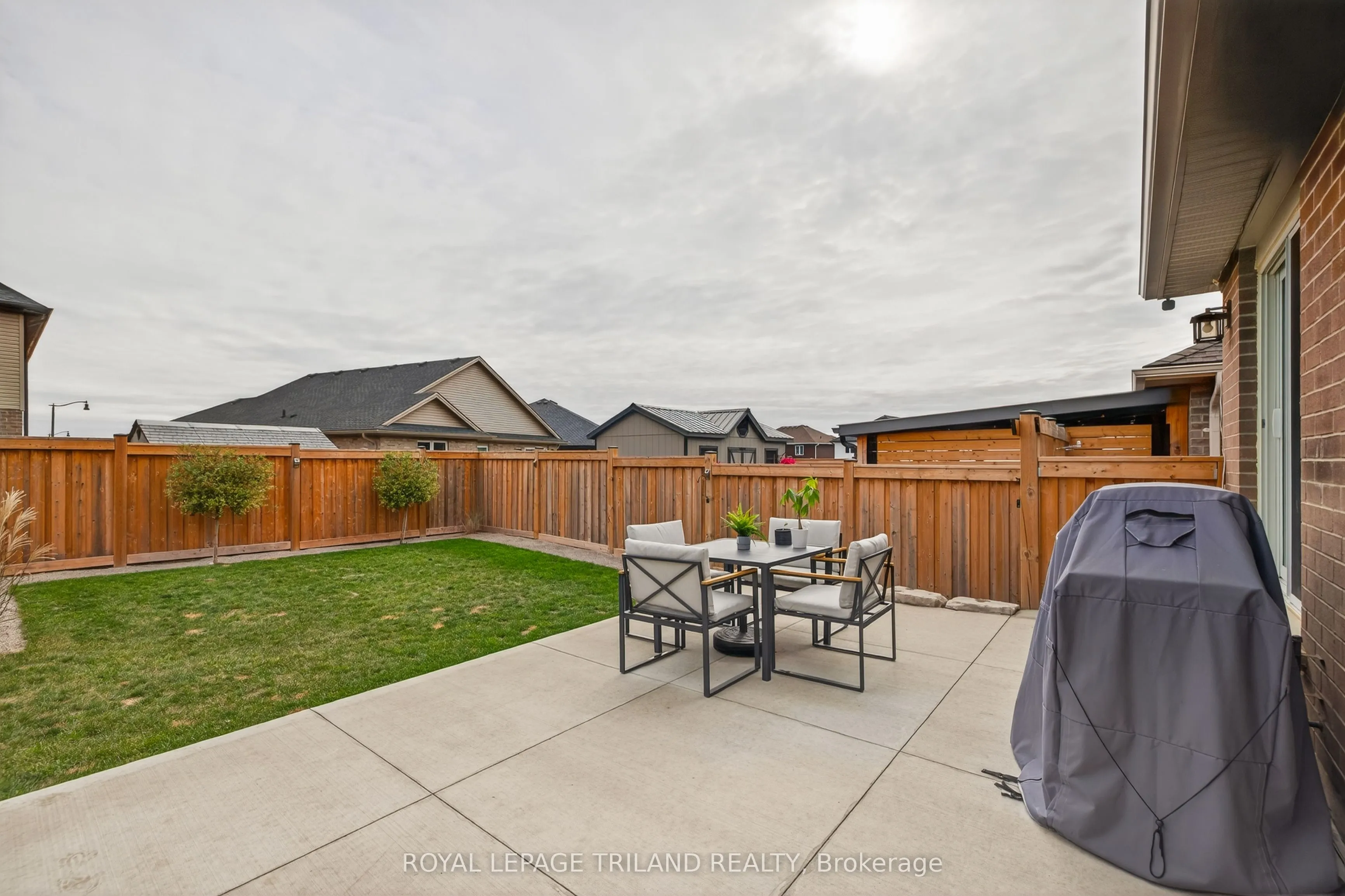 61 Ashberry Place