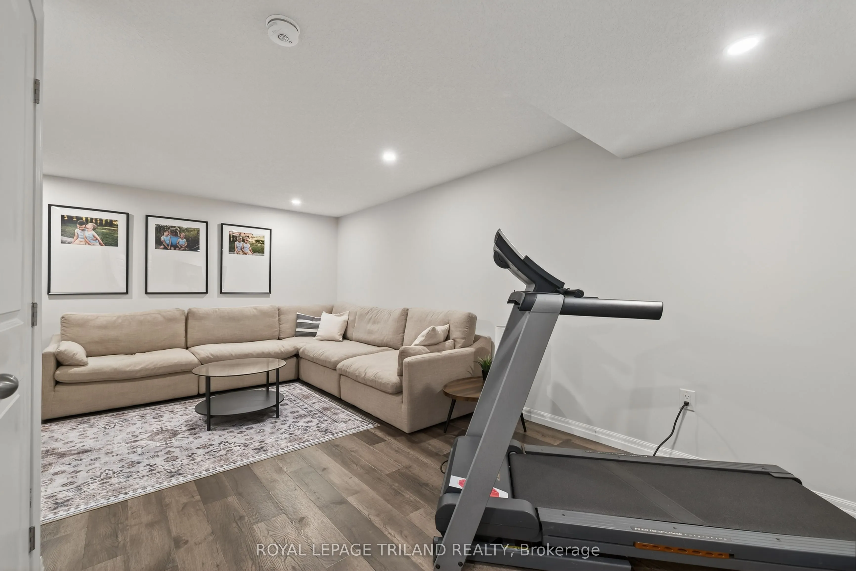 61 Ashberry Place