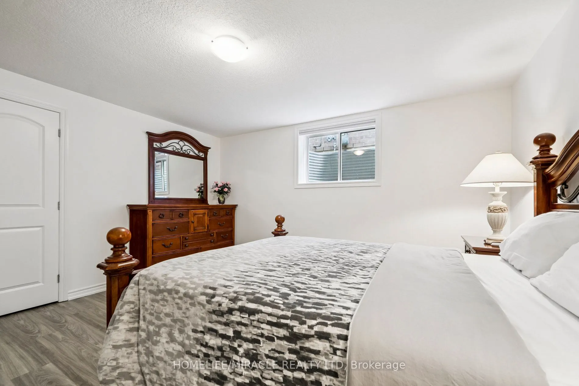 1430 Highbury Avenue N, #6