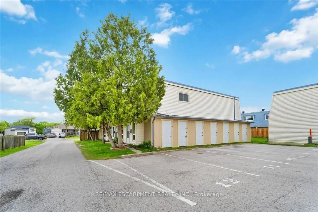 8646 WILLOUGHBY Drive, #10