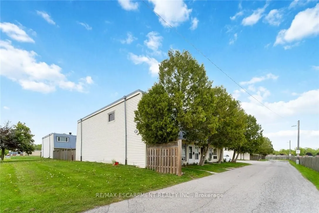 8646 WILLOUGHBY Drive, #10