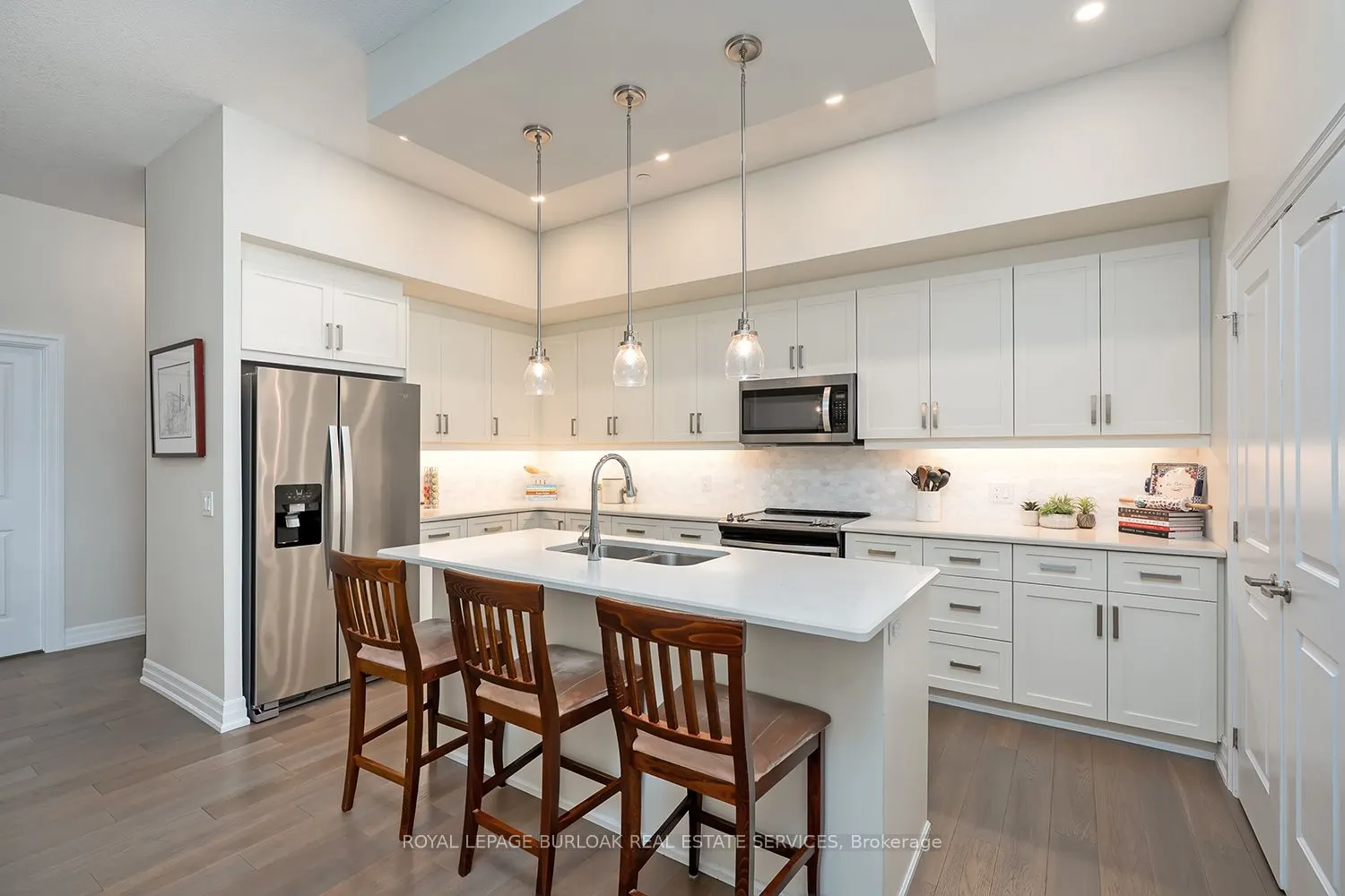 1878 Gordon Street, #202