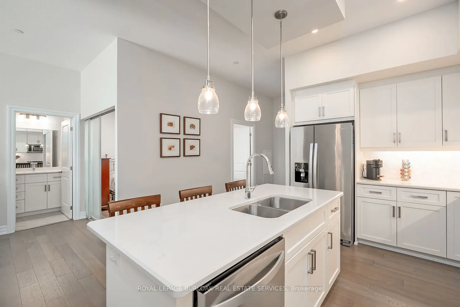 1878 Gordon Street, #202