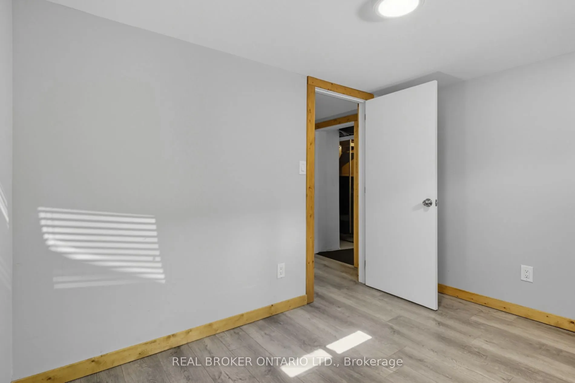 27 Broadmoor Avenue