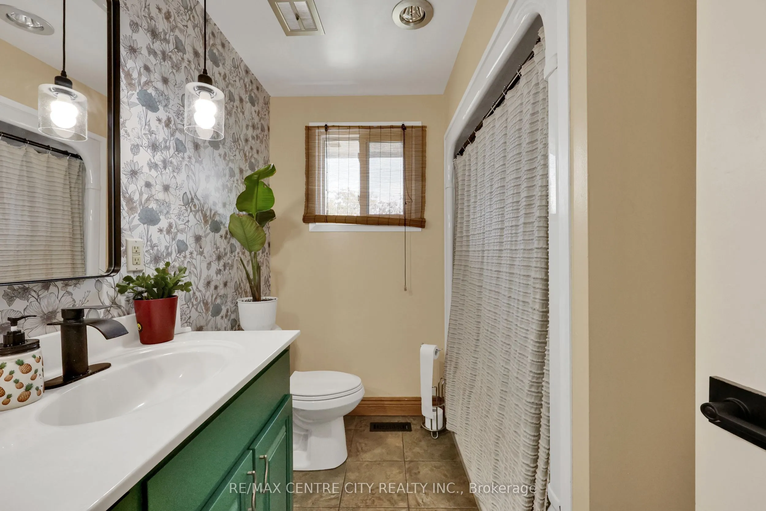 141 St Andrew Street E