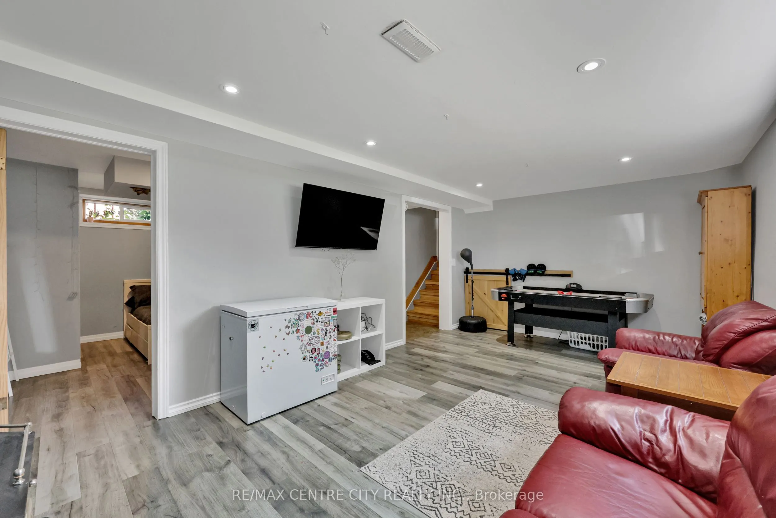141 St Andrew Street E