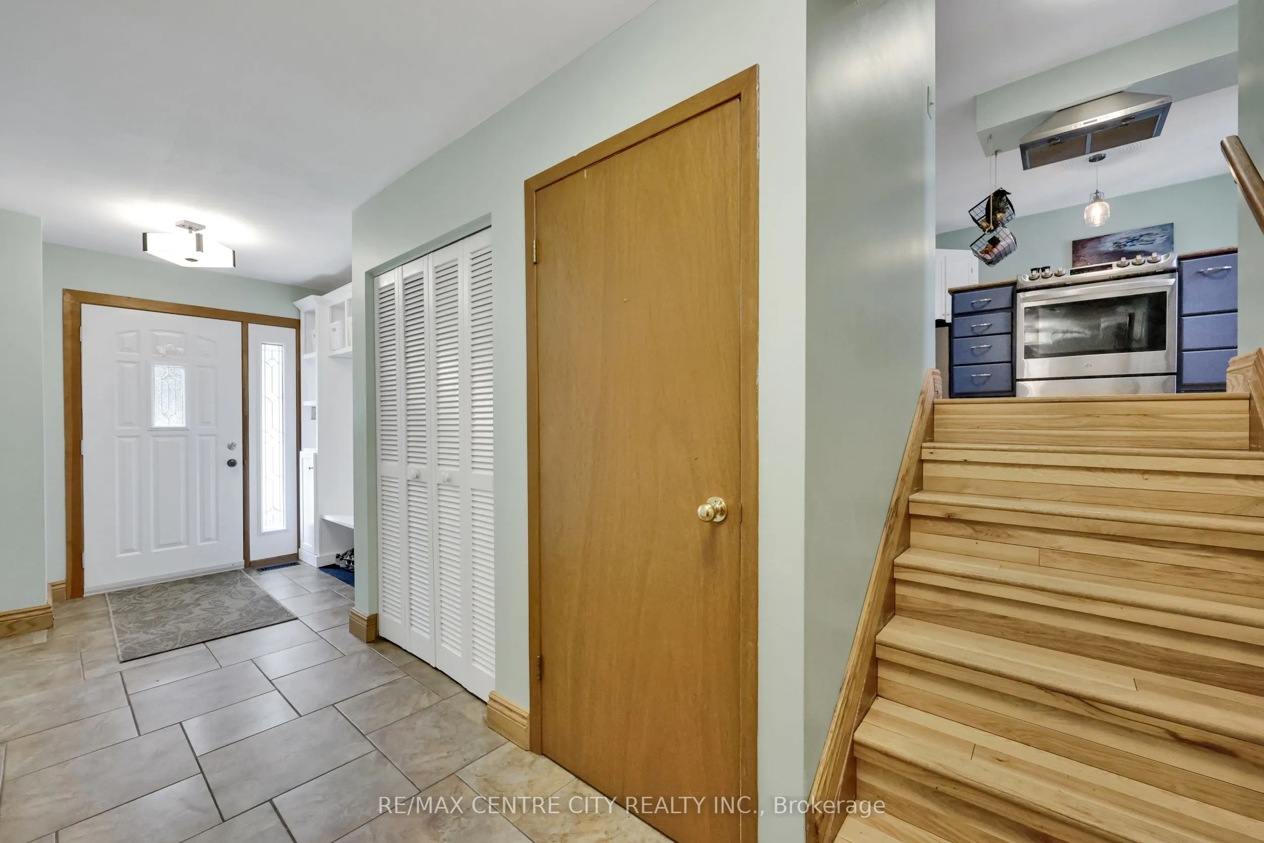 141 St Andrew Street E