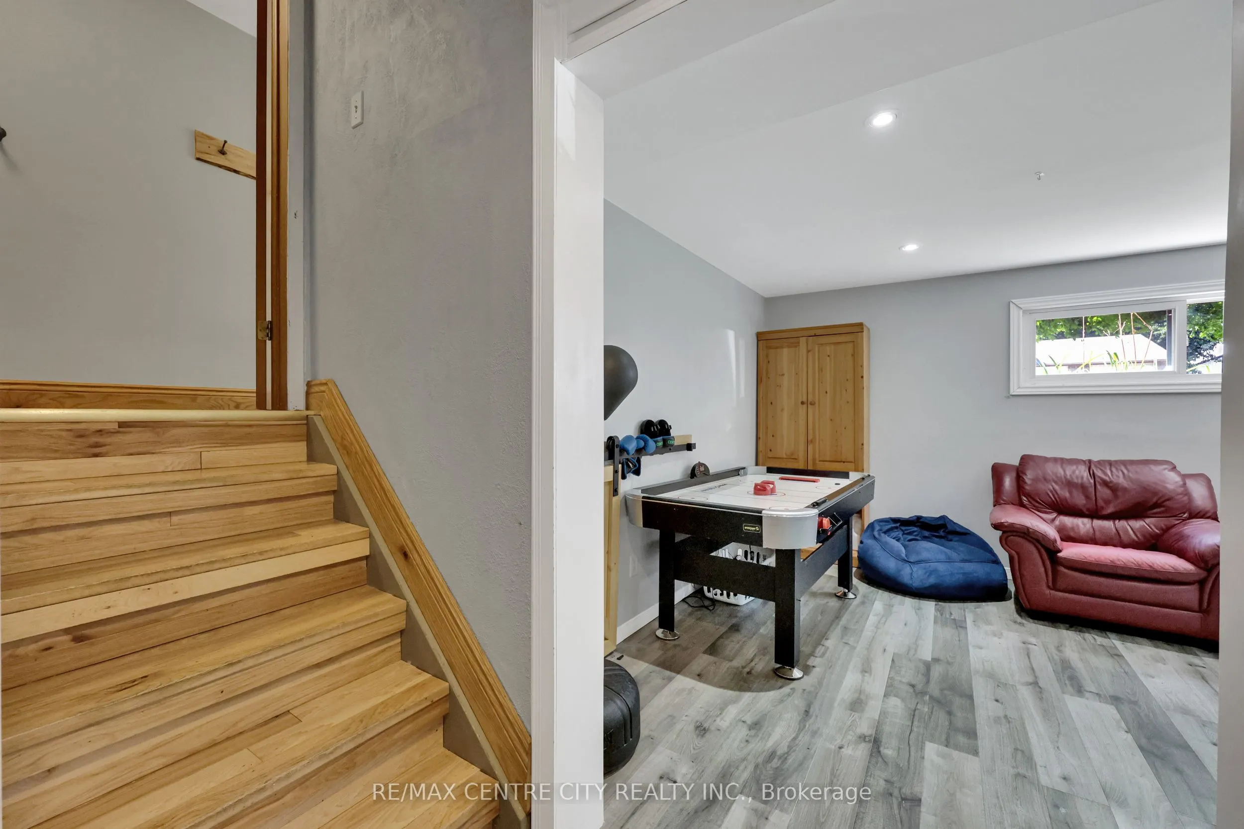 141 St Andrew Street E