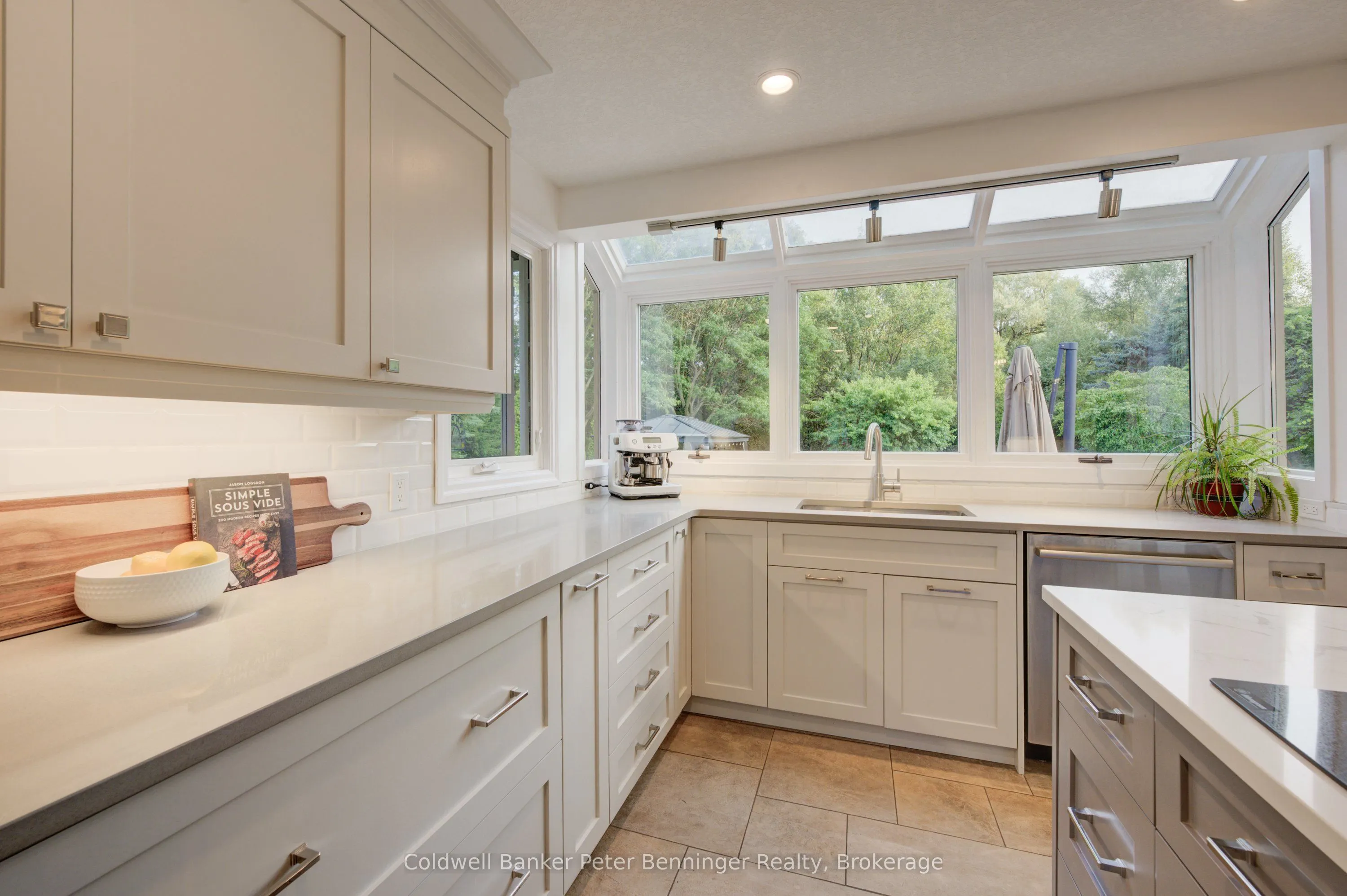 587 Manorwood Court