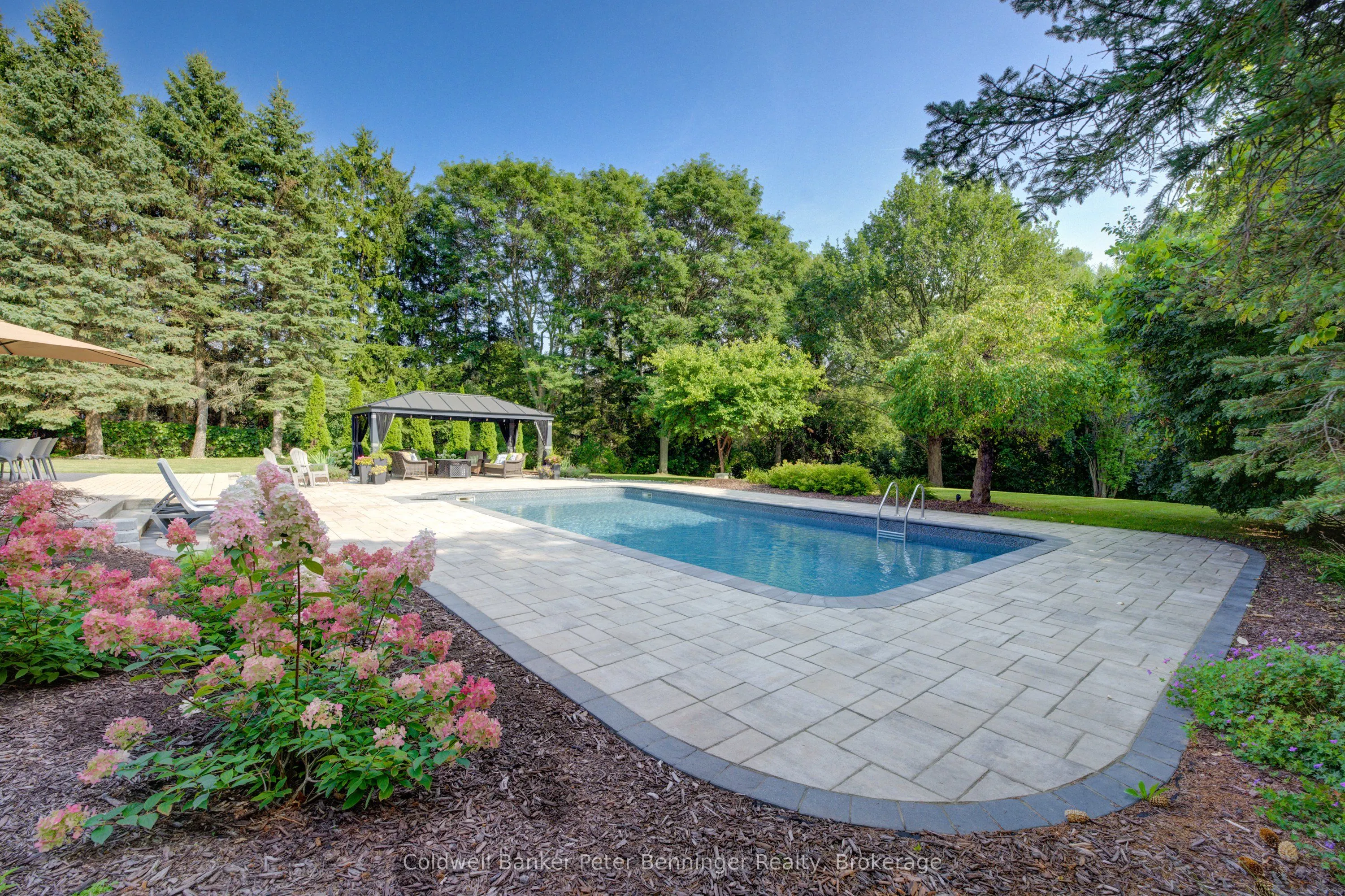 587 Manorwood Court