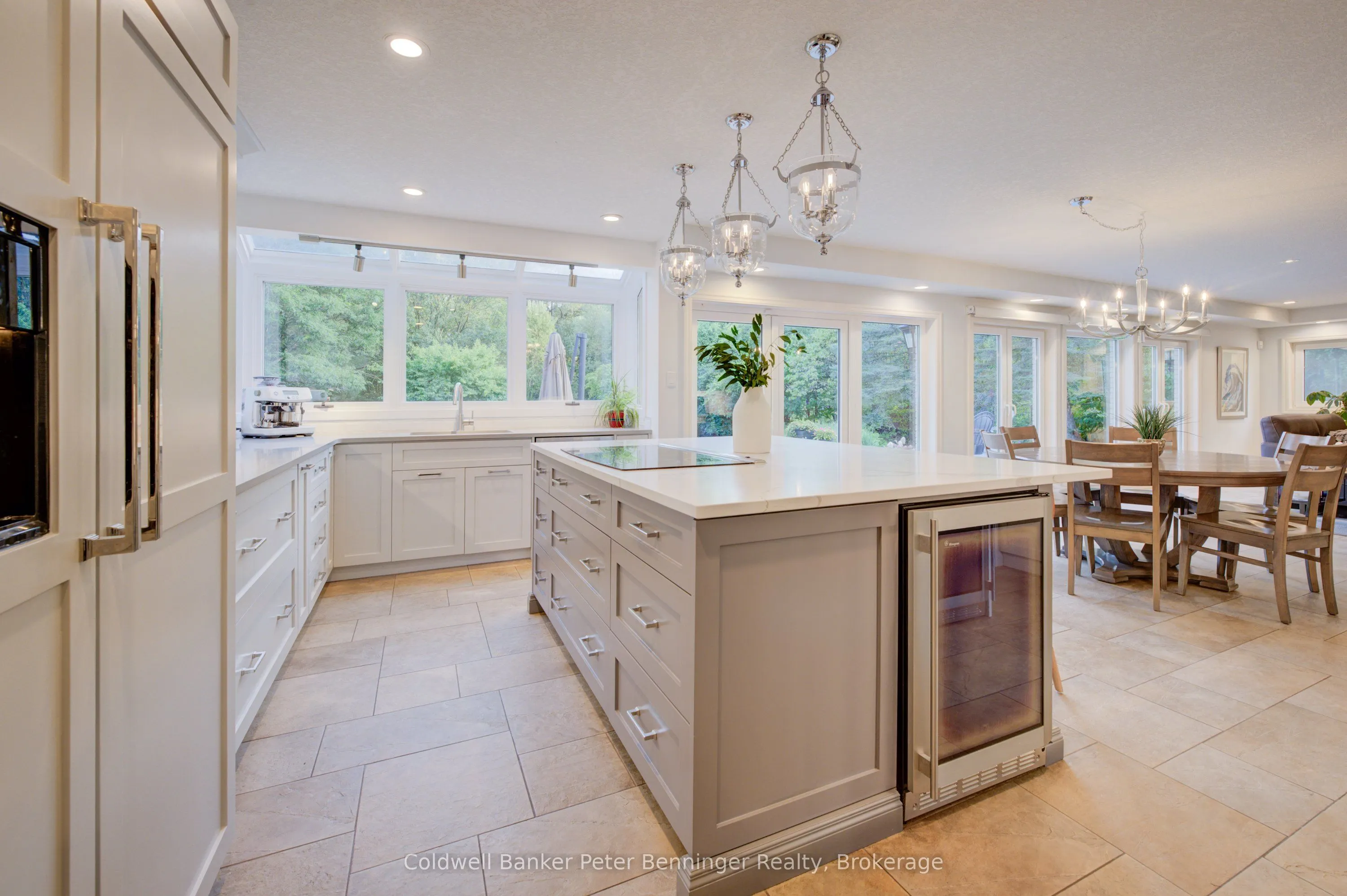 587 Manorwood Court