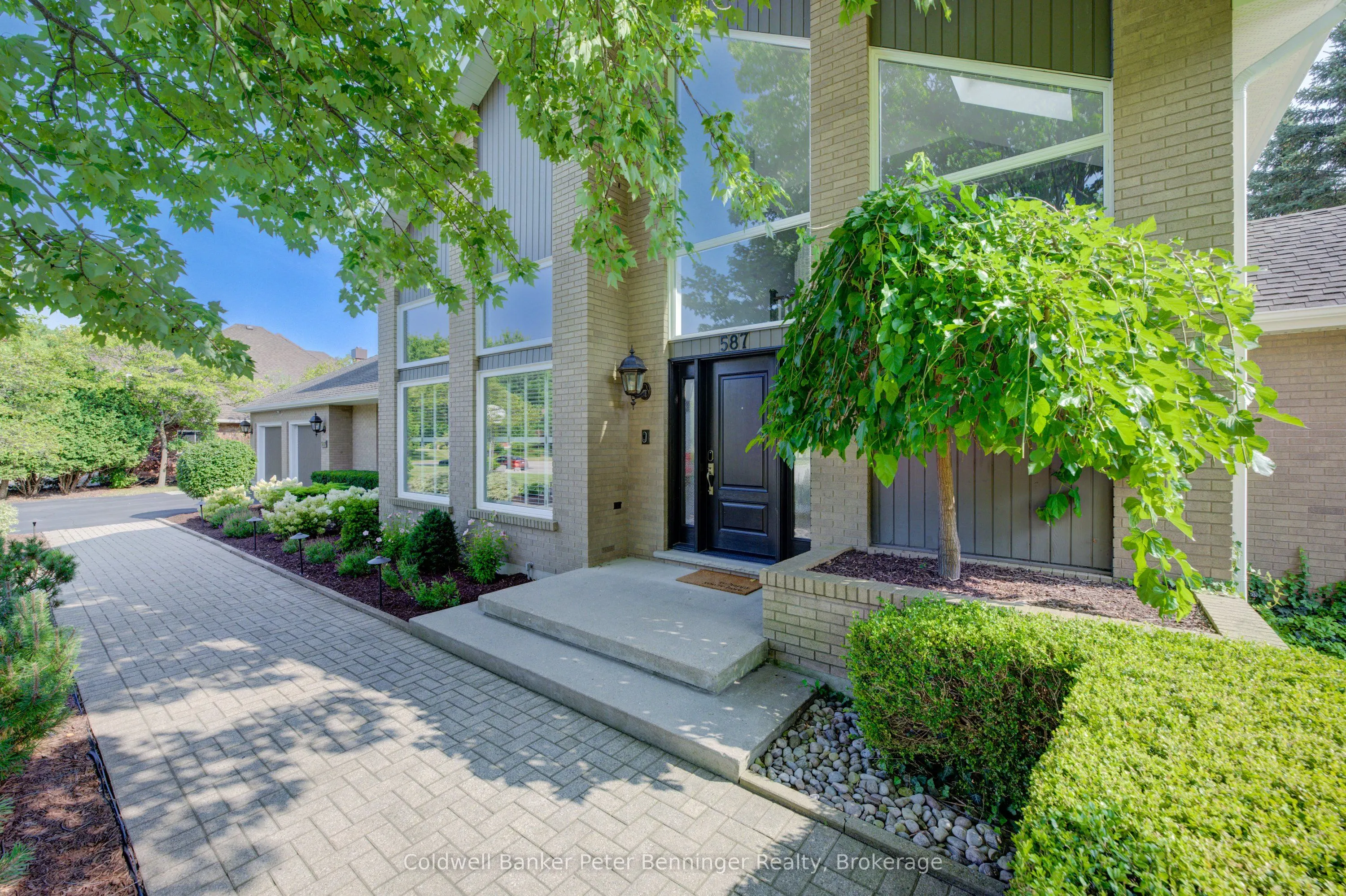 587 Manorwood Court