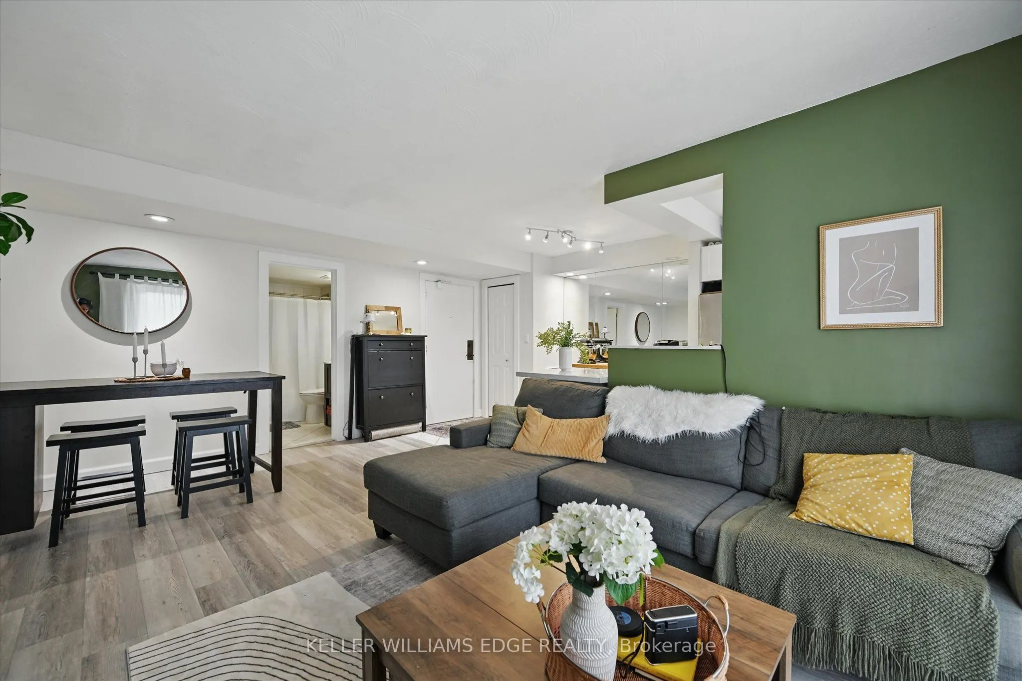2373 King Street E, #43