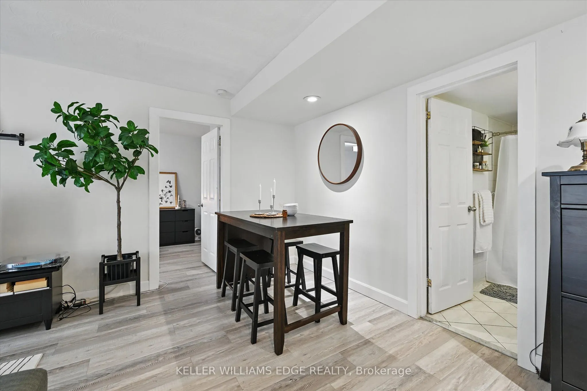 2373 King Street E, #43