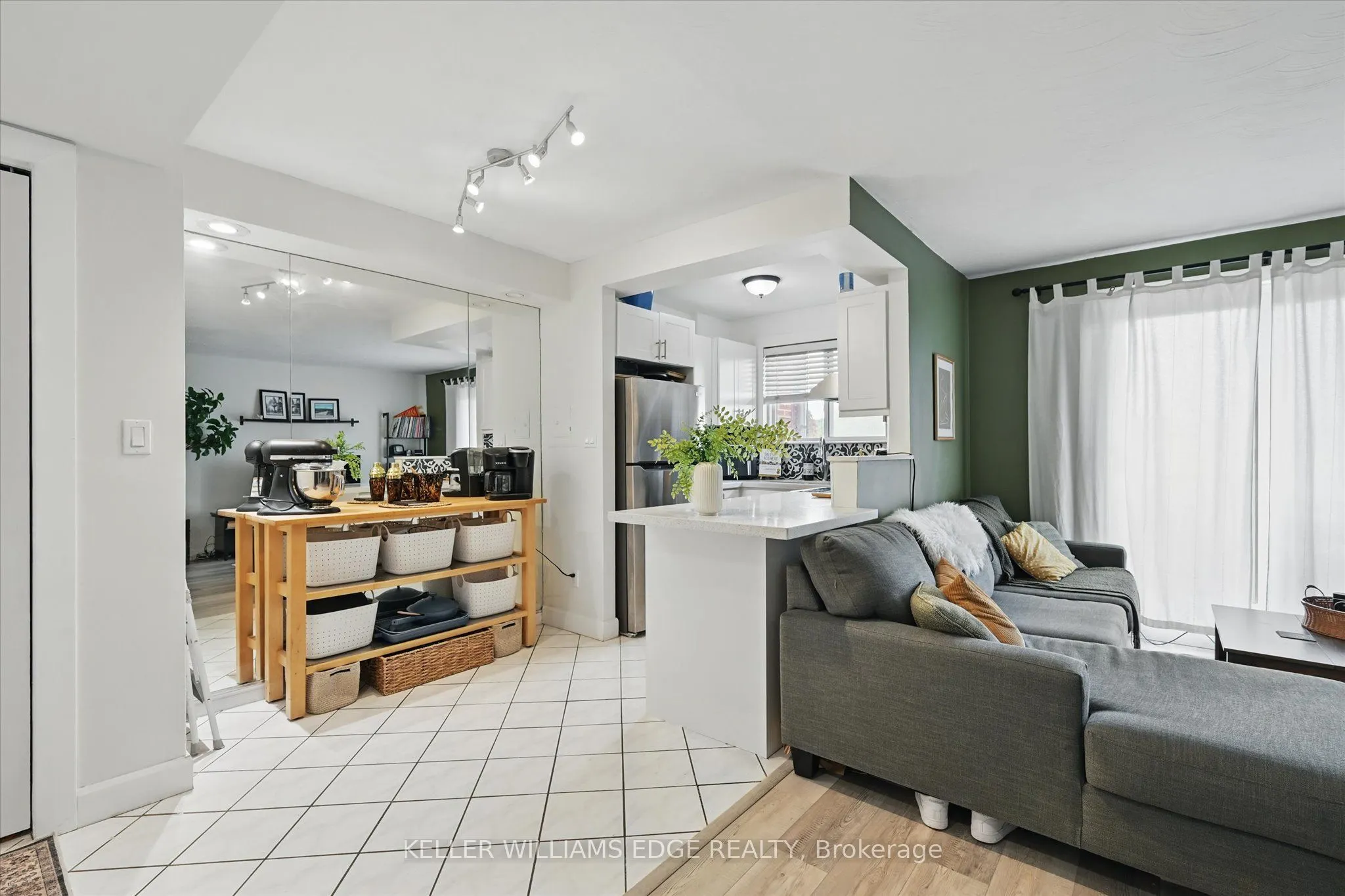 2373 King Street E, #43