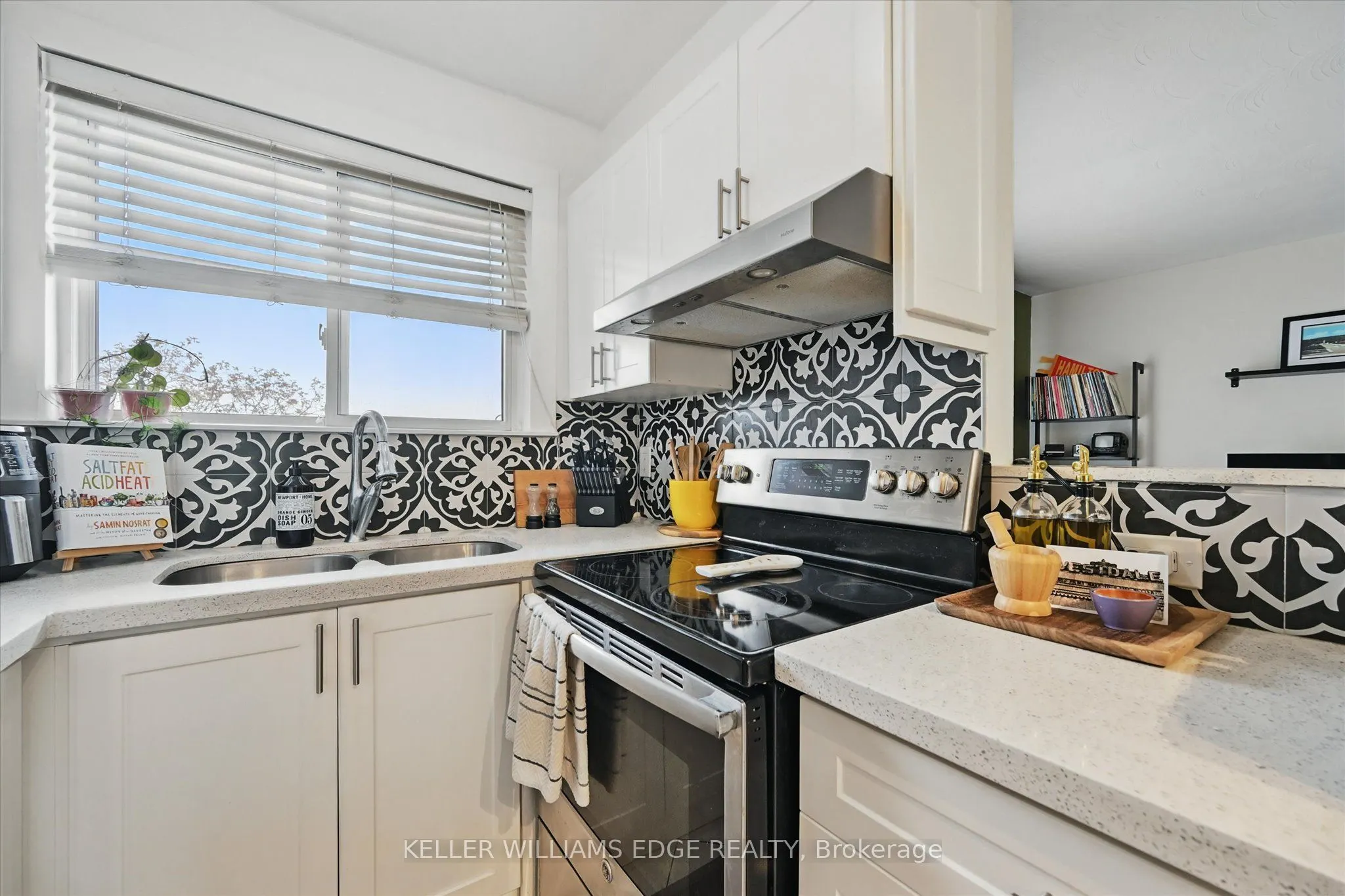 2373 King Street E, #43