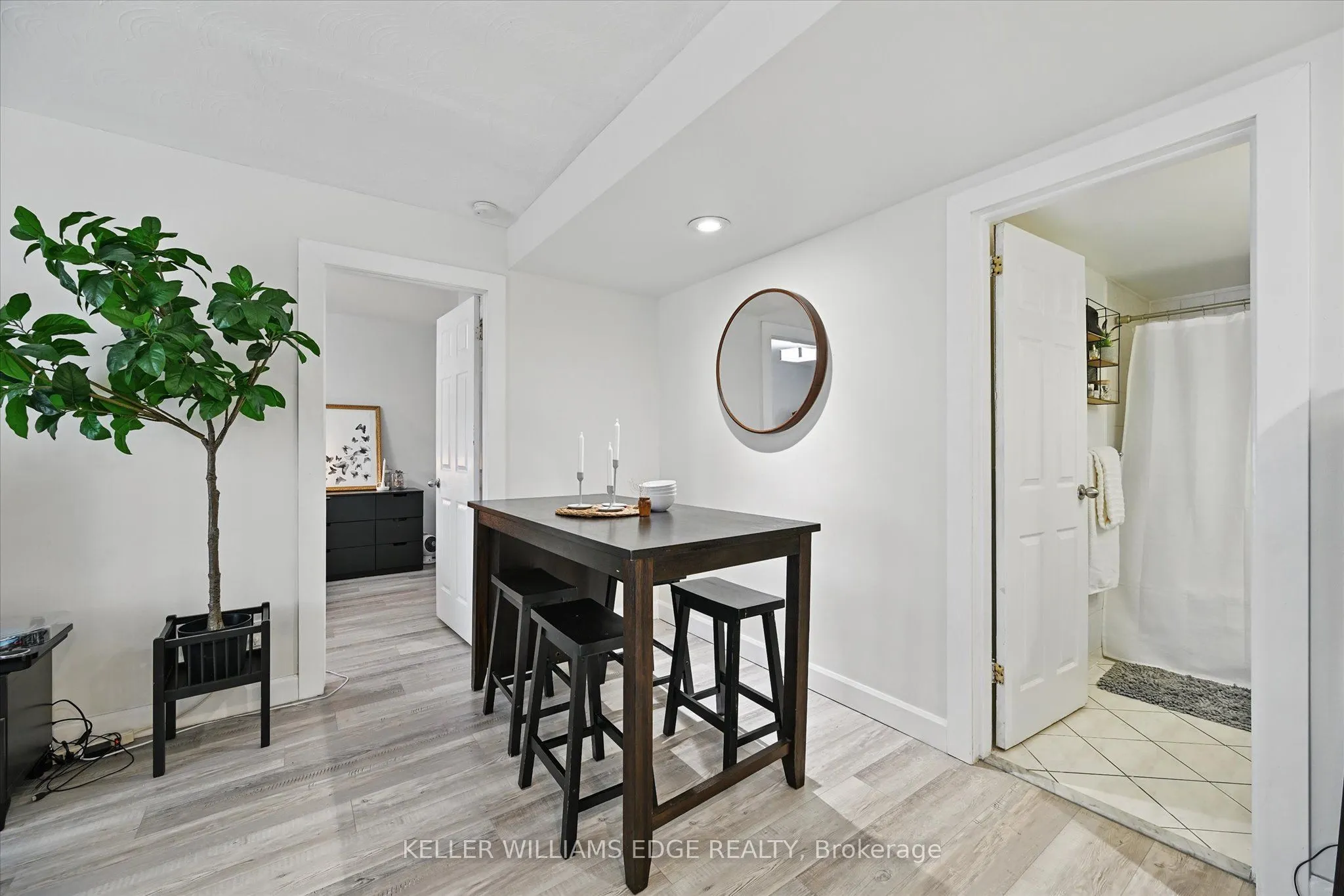 2373 King Street E, #43