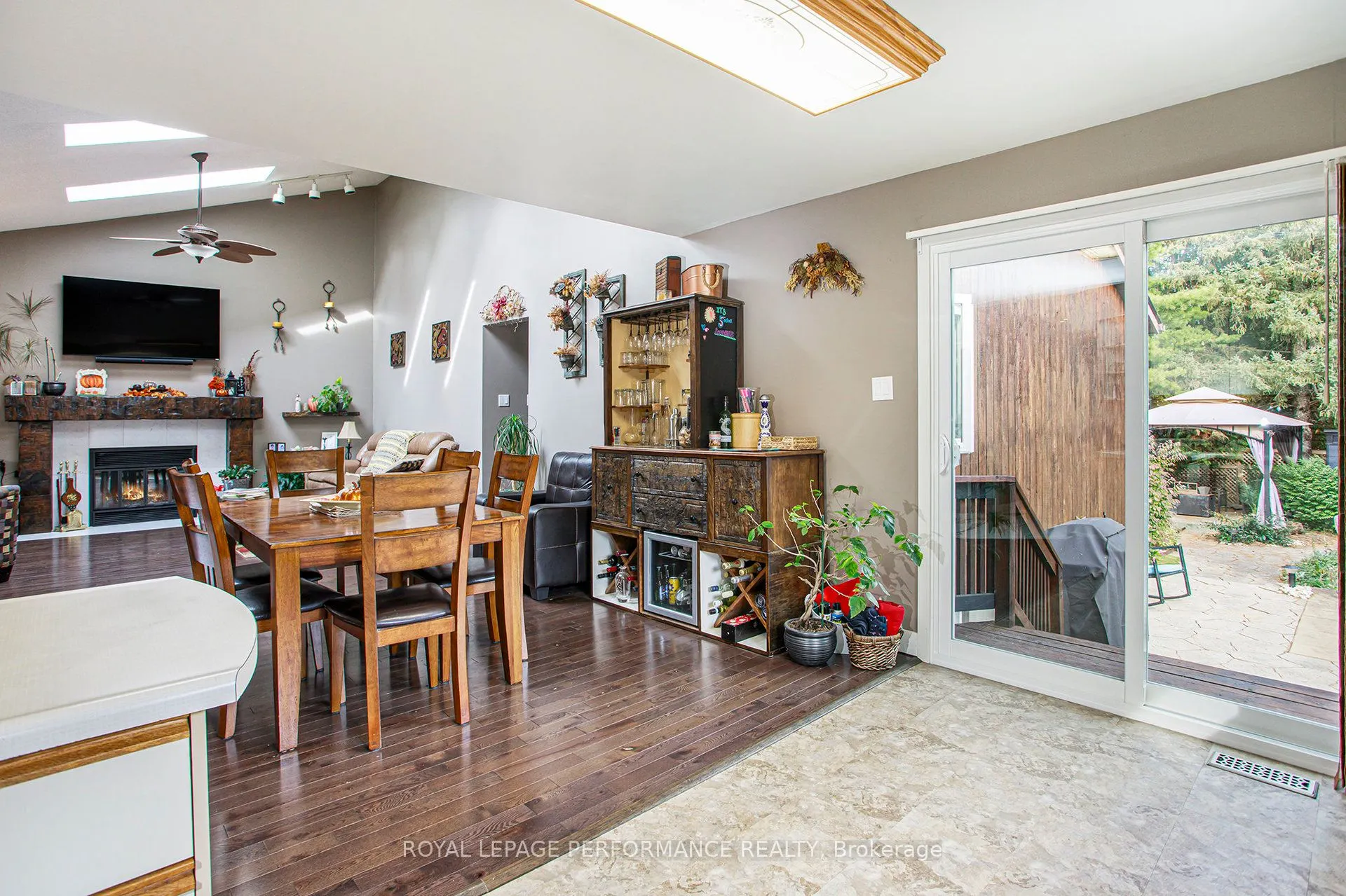 2141 Boyer Road