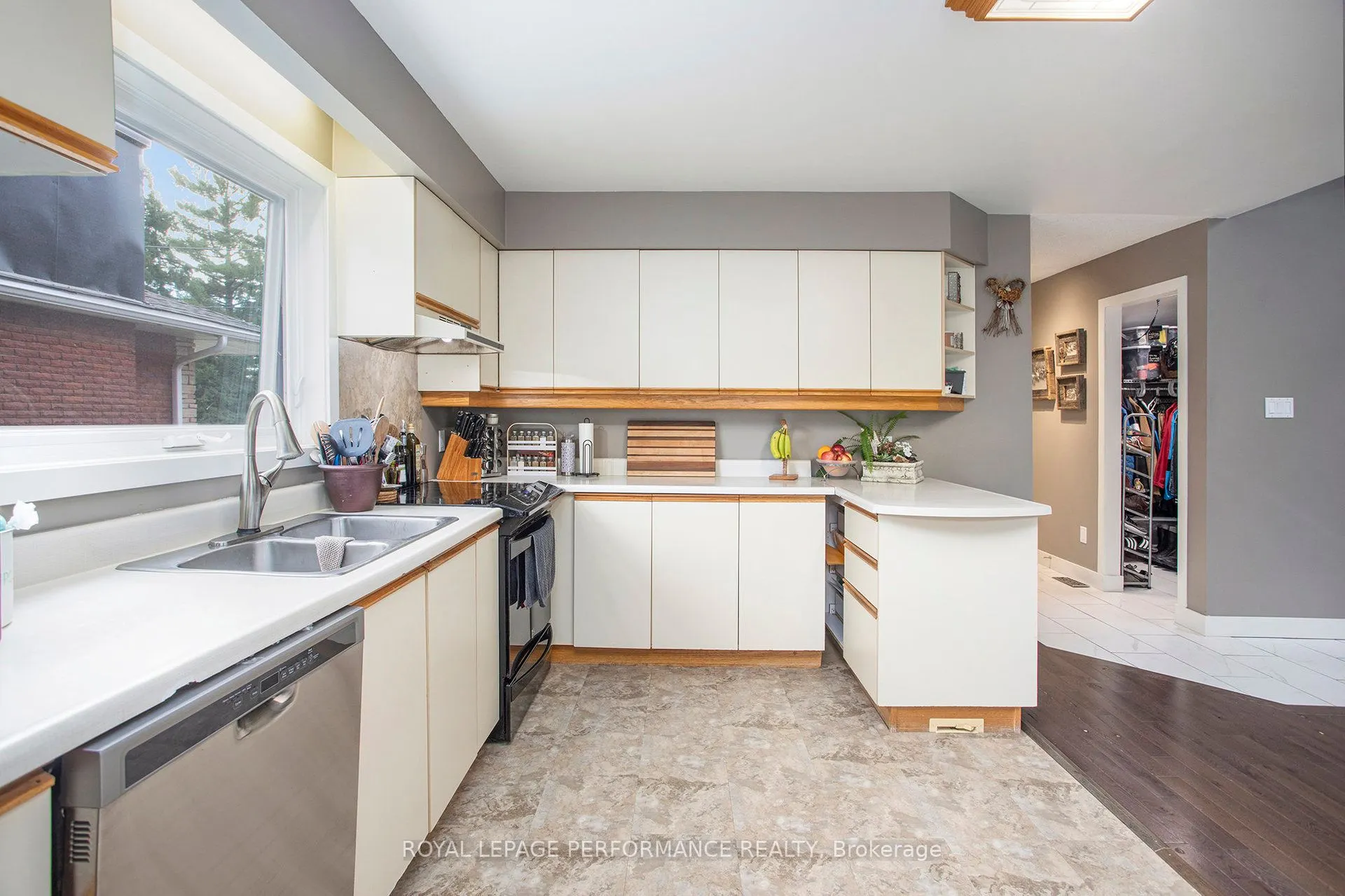 2141 Boyer Road