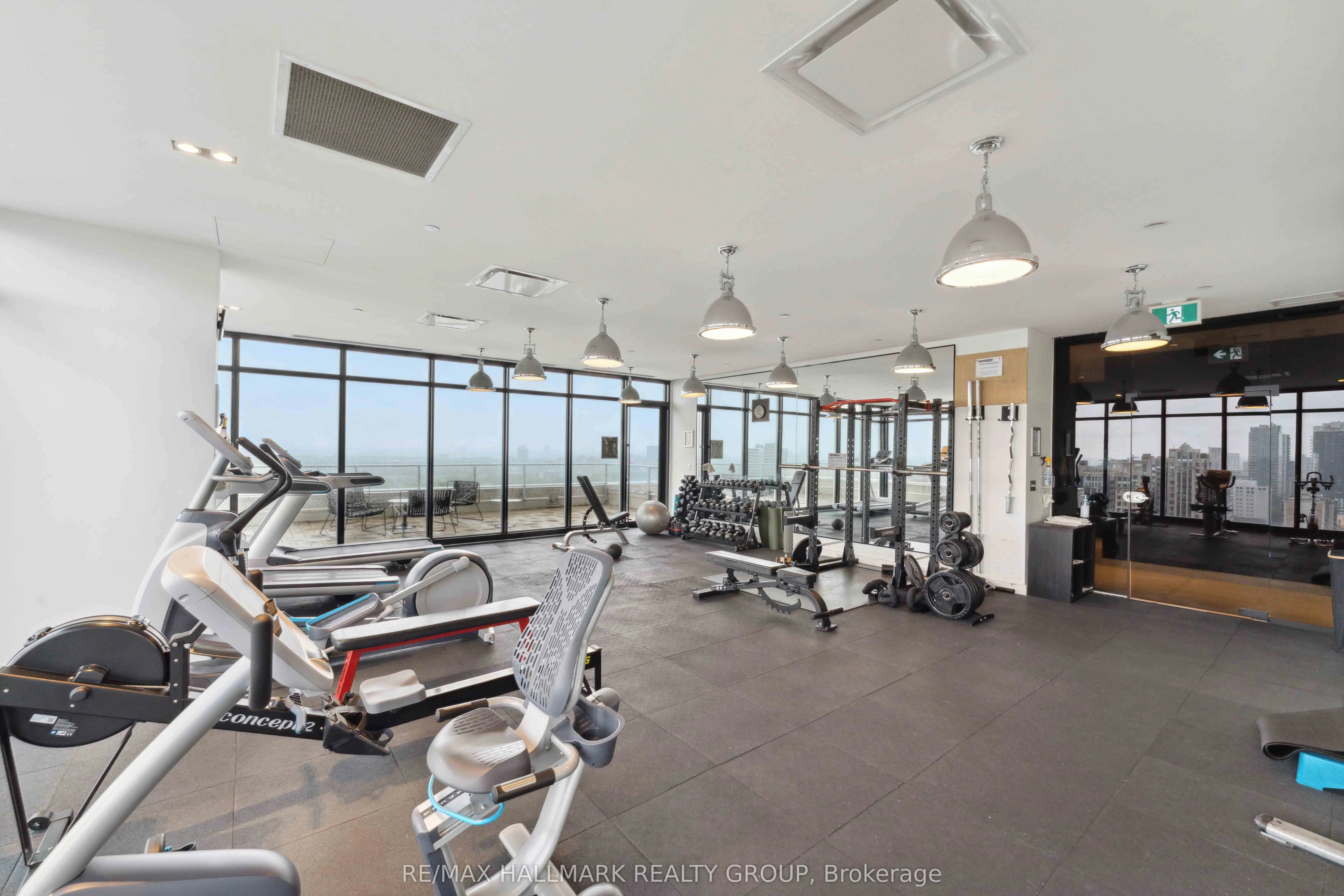 255 BAY Street, #1209